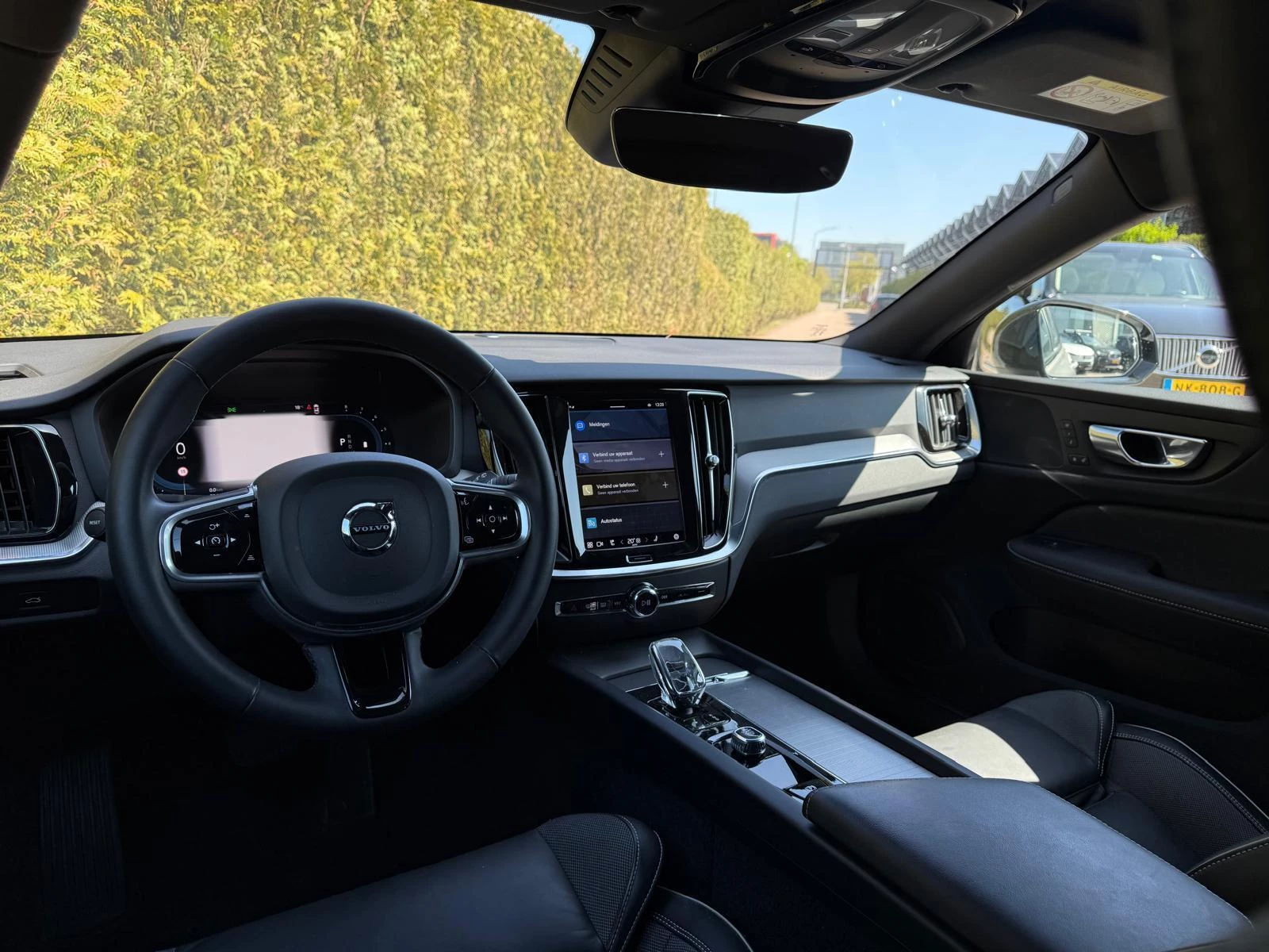 Volvo-V60-image-12