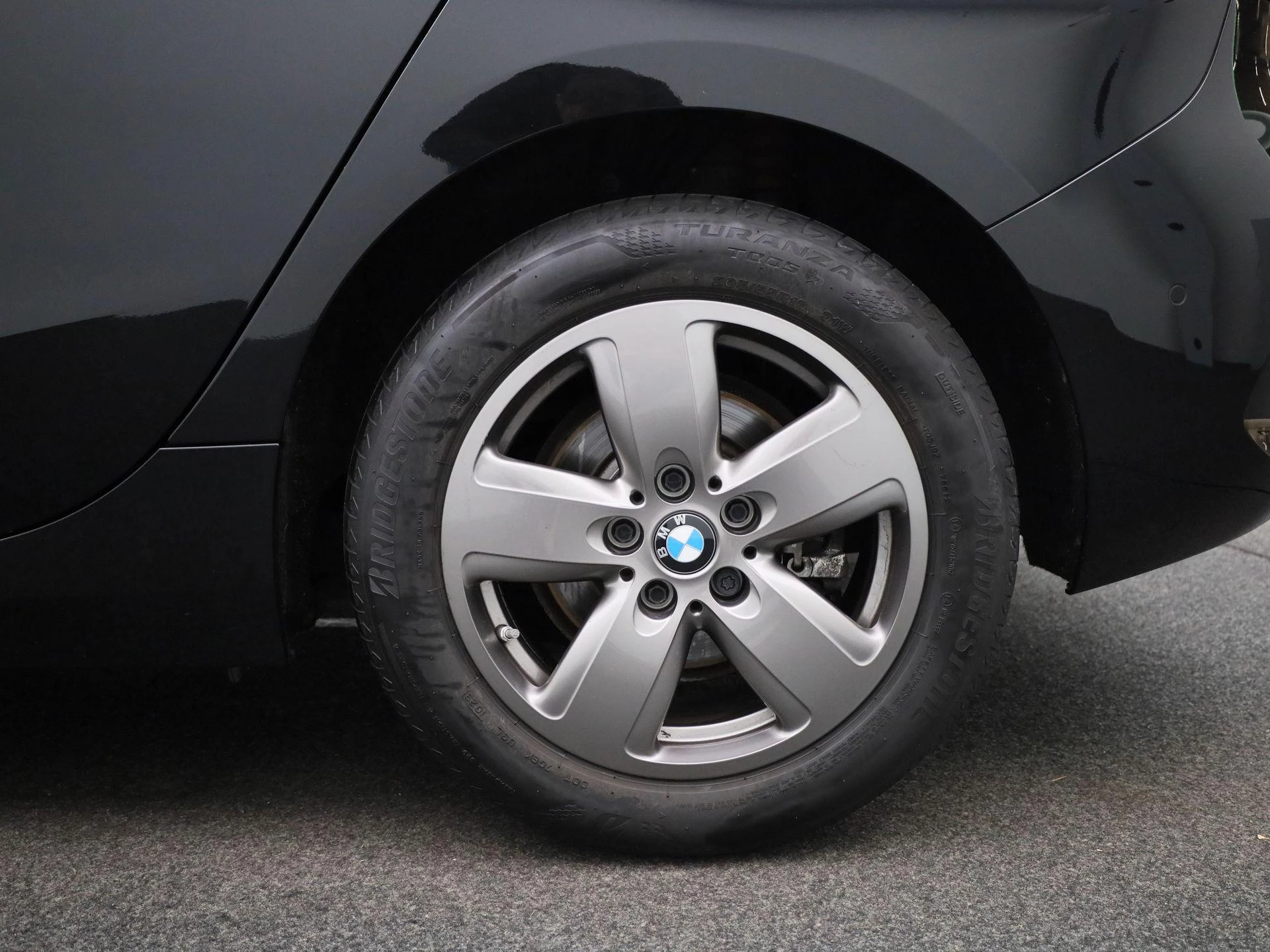 BMW-1 Reeks-image-12