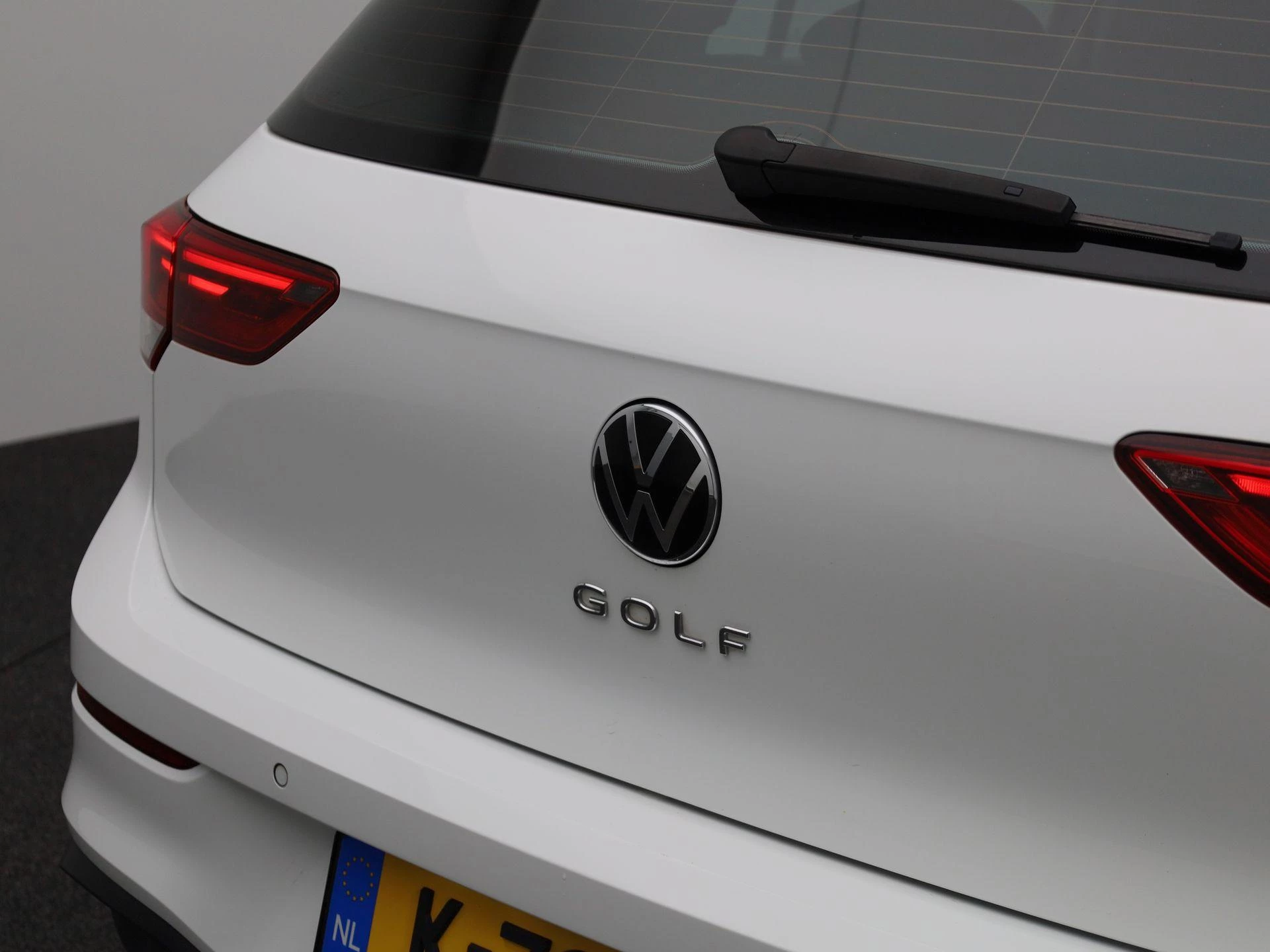 Volkswagen-Golf-image-33