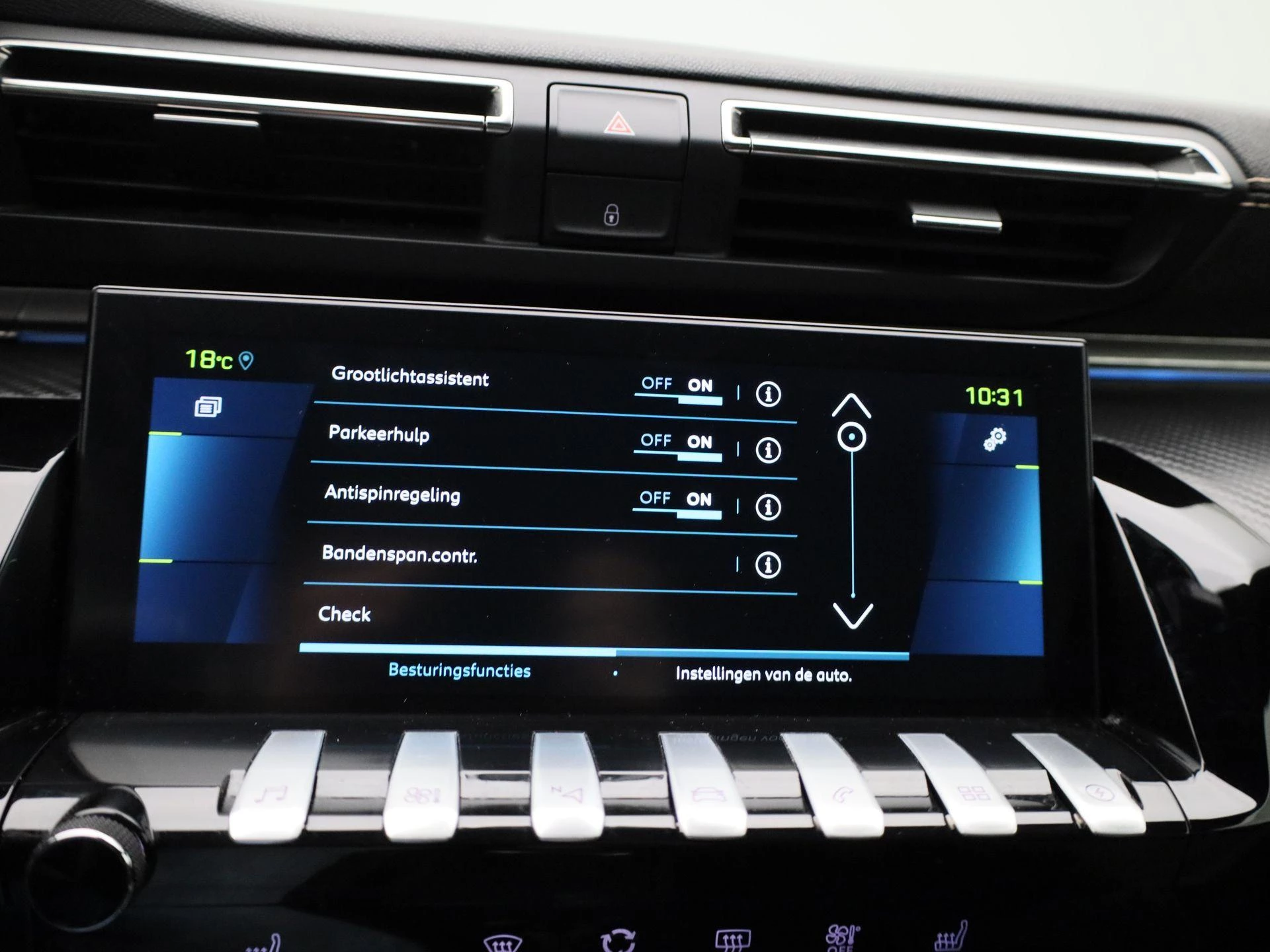 Peugeot-508-image-19