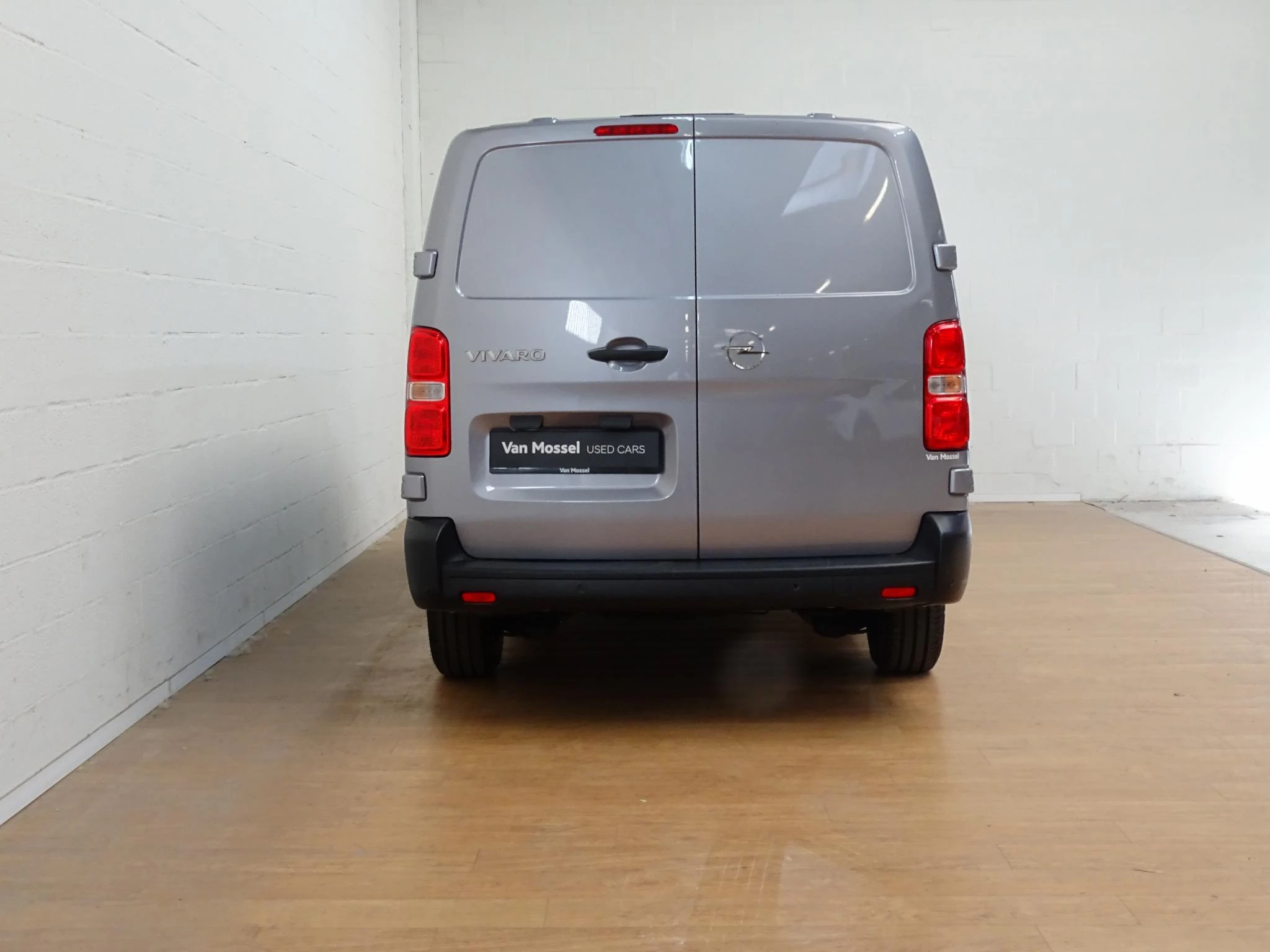 Opel-Vivaro-image-6