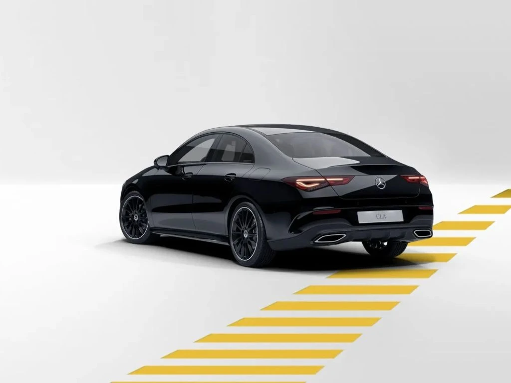Mercedes-Benz-CLA 200 d-image-4