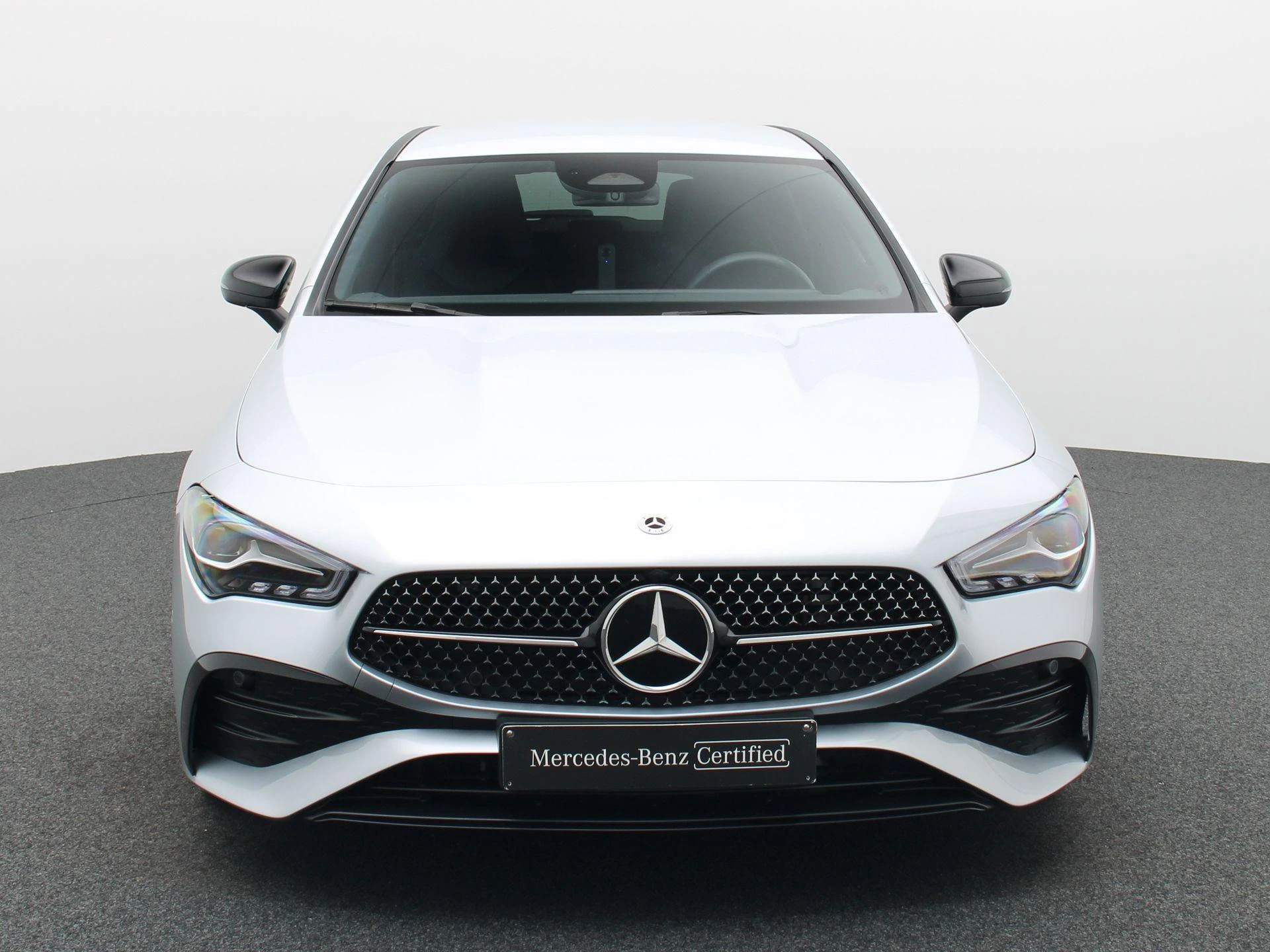 Mercedes-Benz-CLA-image-2