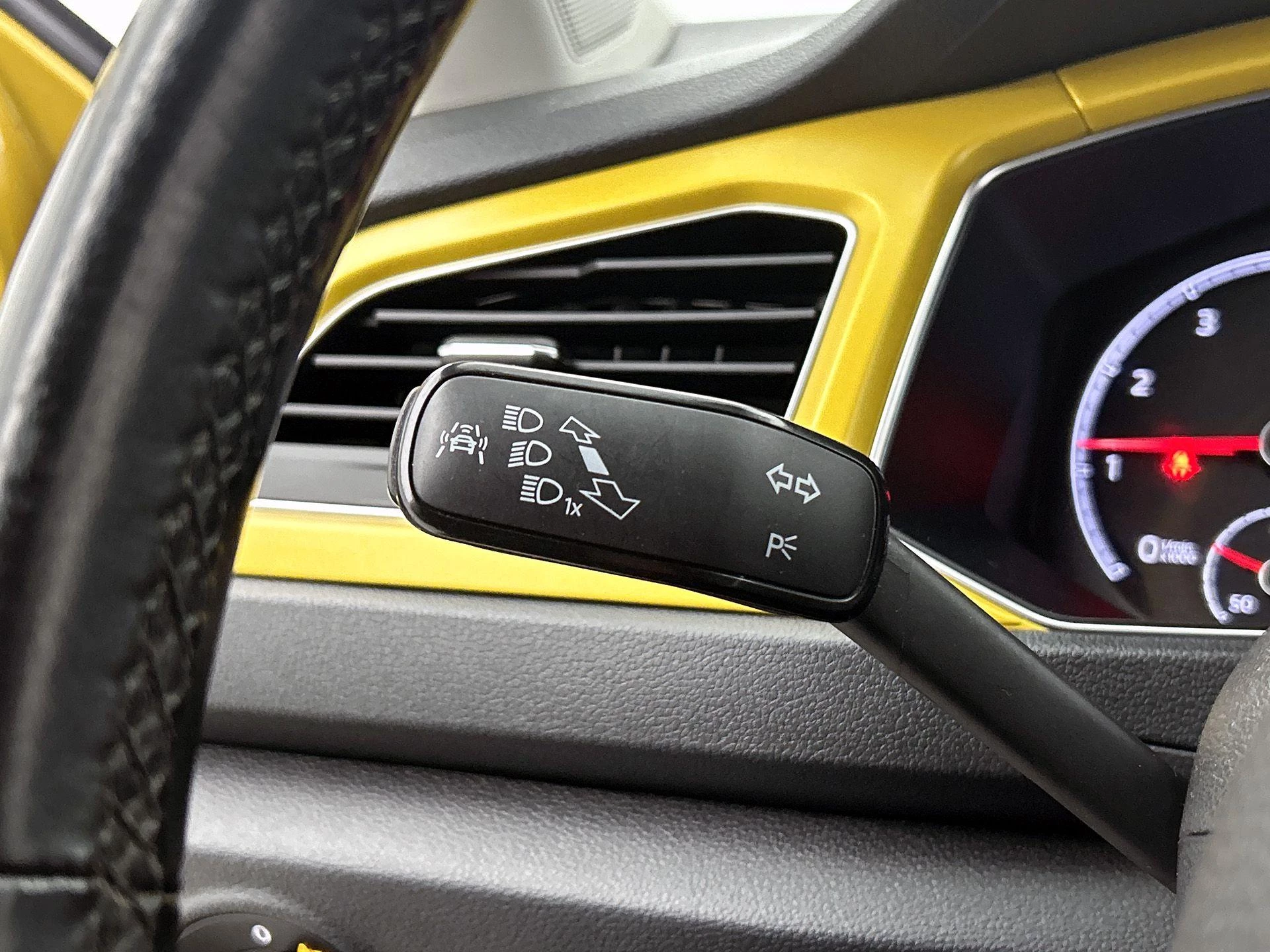Volkswagen T-Roc 1.5 TSI Sport
