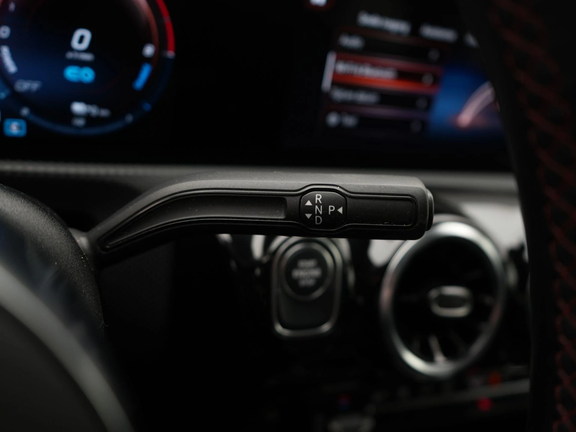 Mercedes-Benz-A-Klasse-image-21