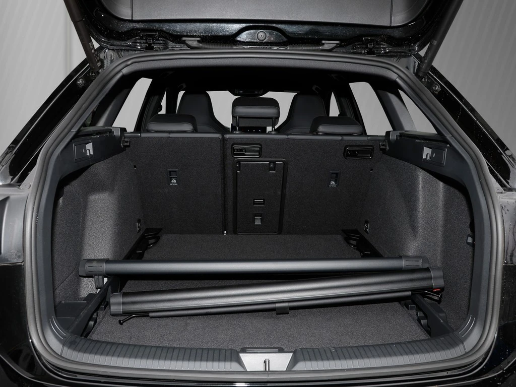 Volkswagen-Golf-image-5
