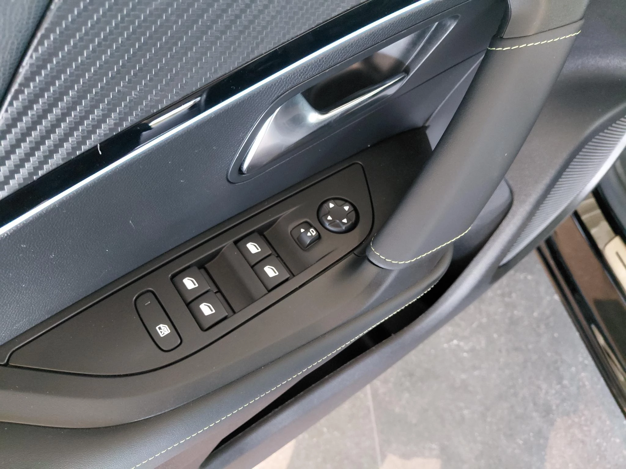 Peugeot-2008-image-29