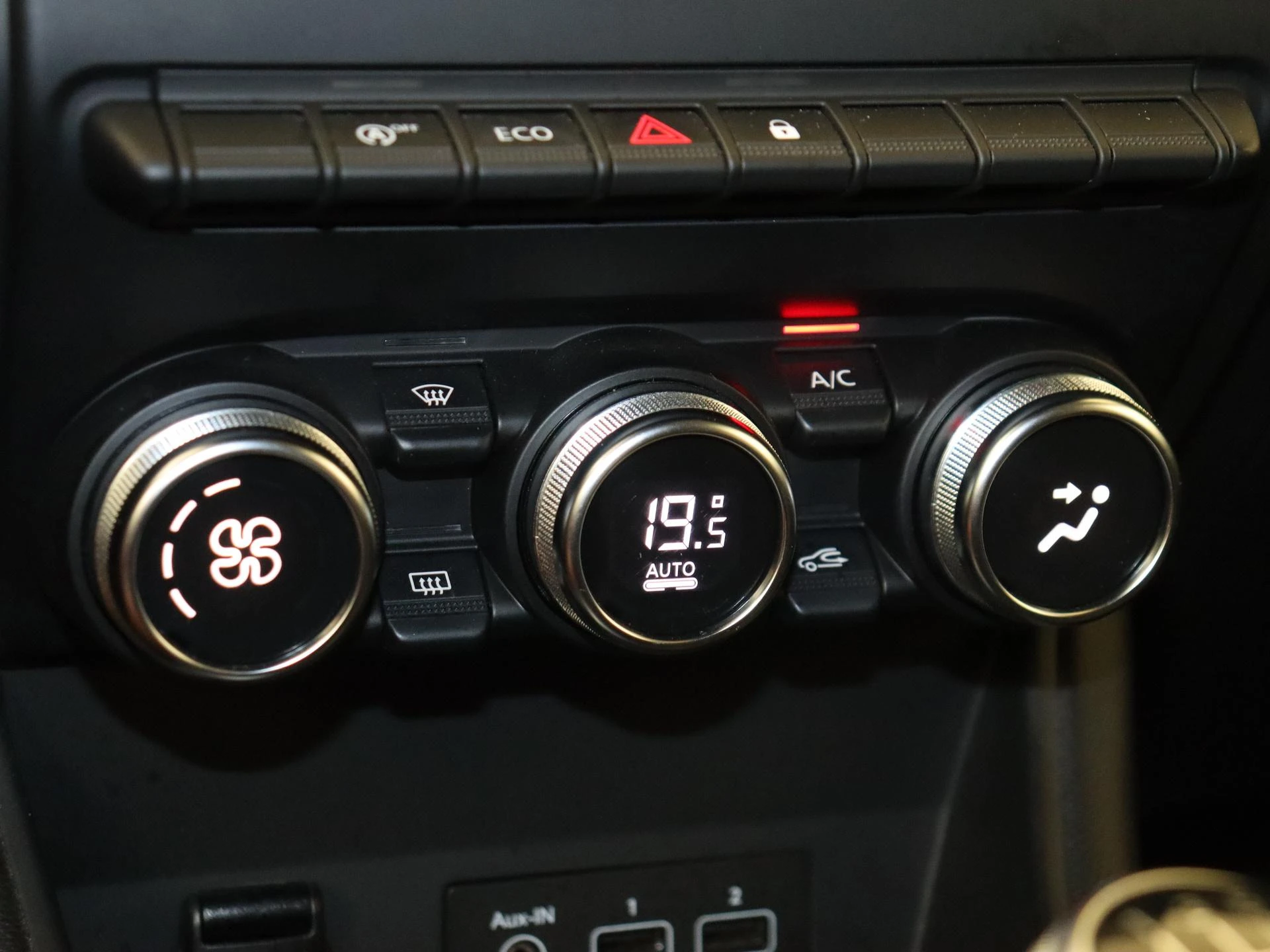 Renault-Captur-image-19