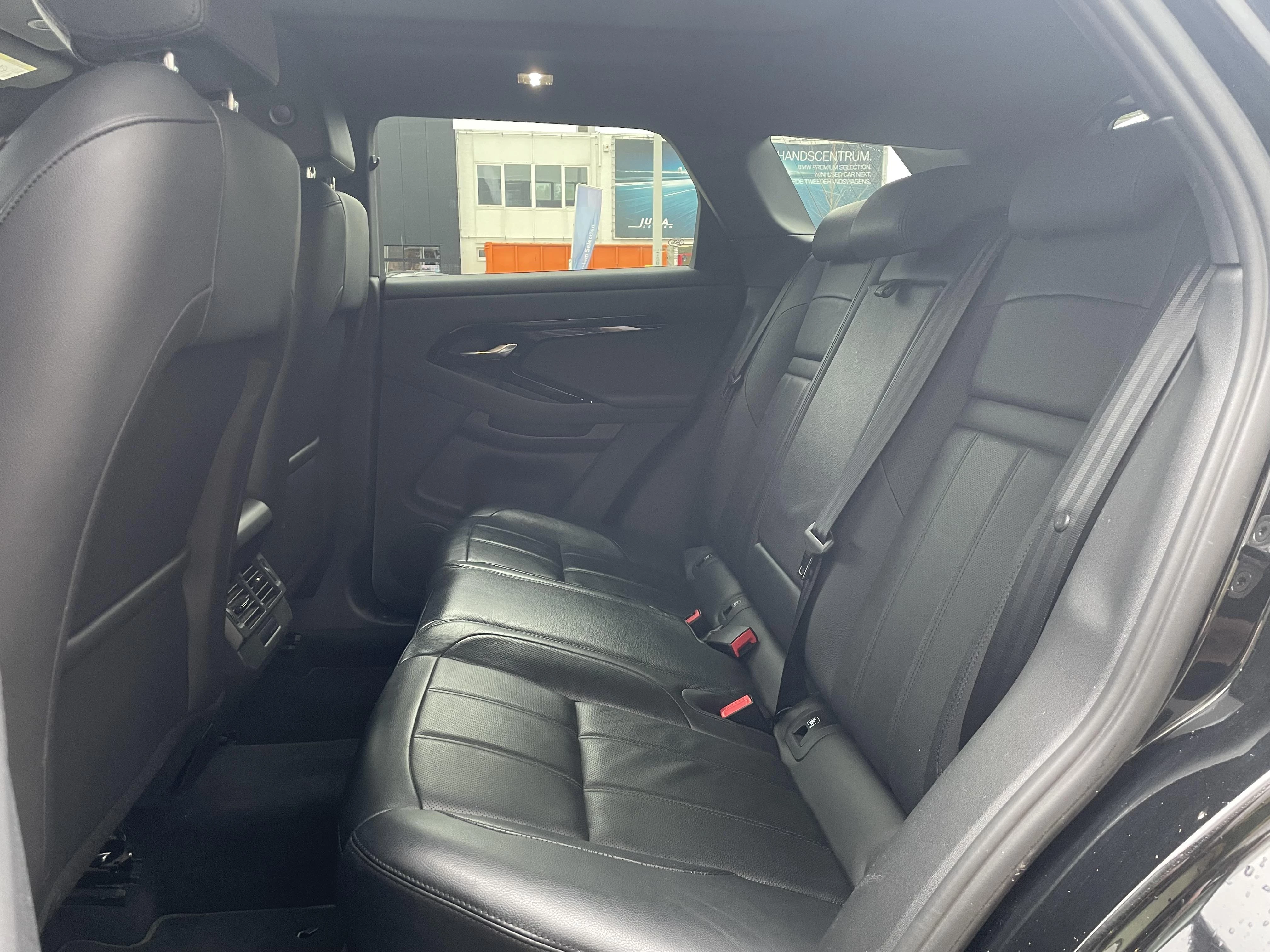 Land Rover Range Rover Evoque P300e S AWD Auto