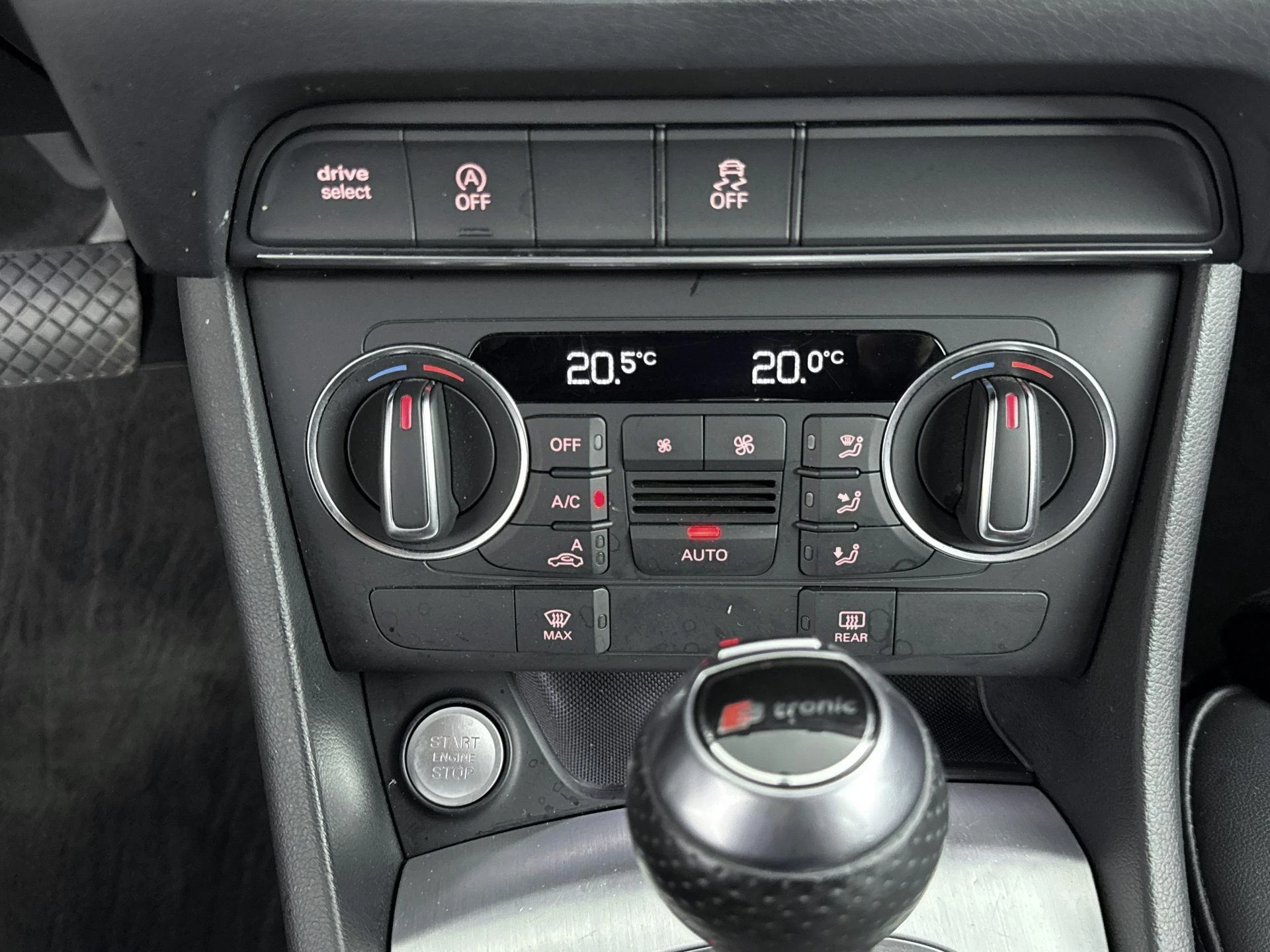 Audi-Q3-image-16