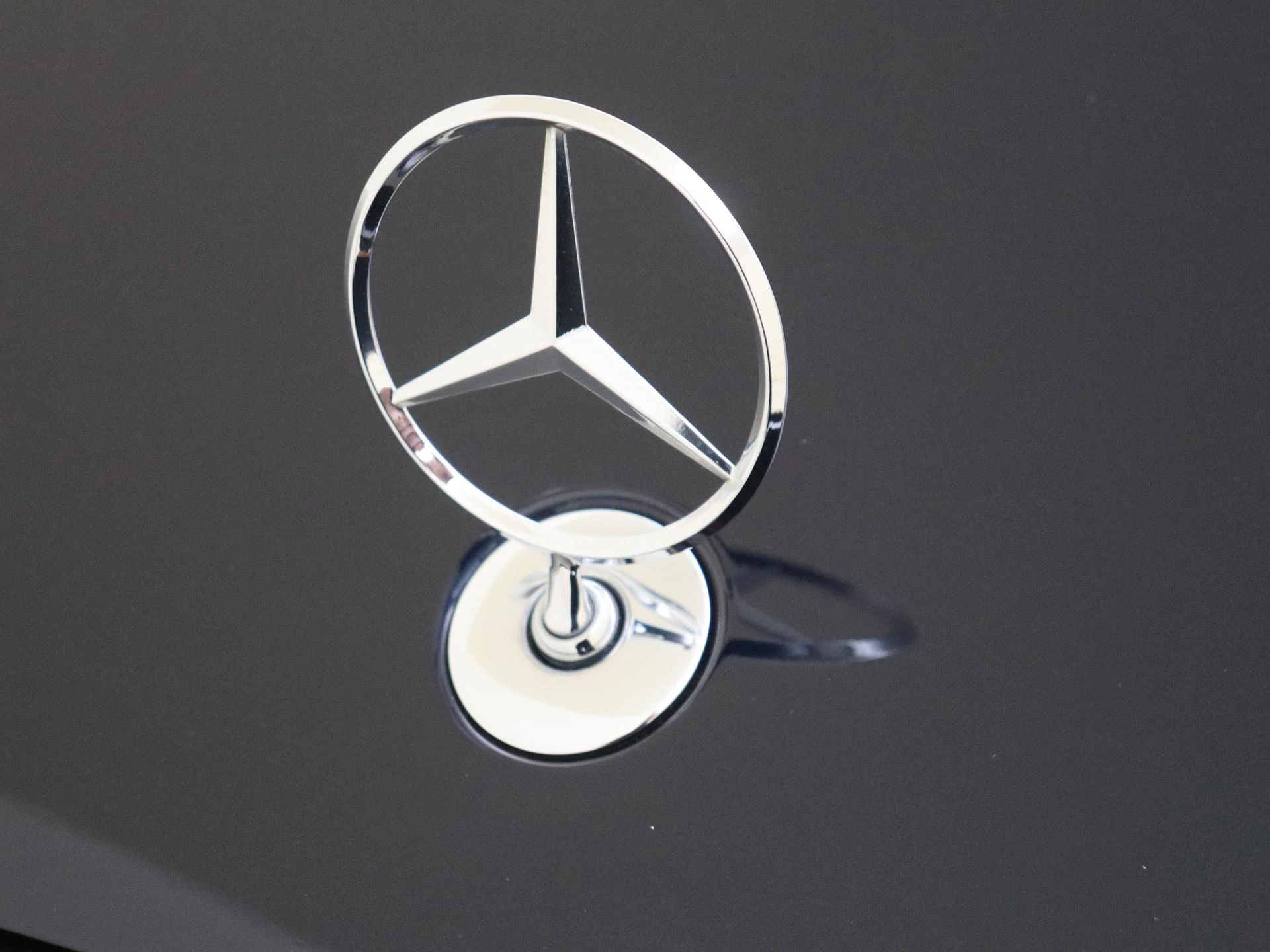 Mercedes-Benz-S-Klasse-image-29