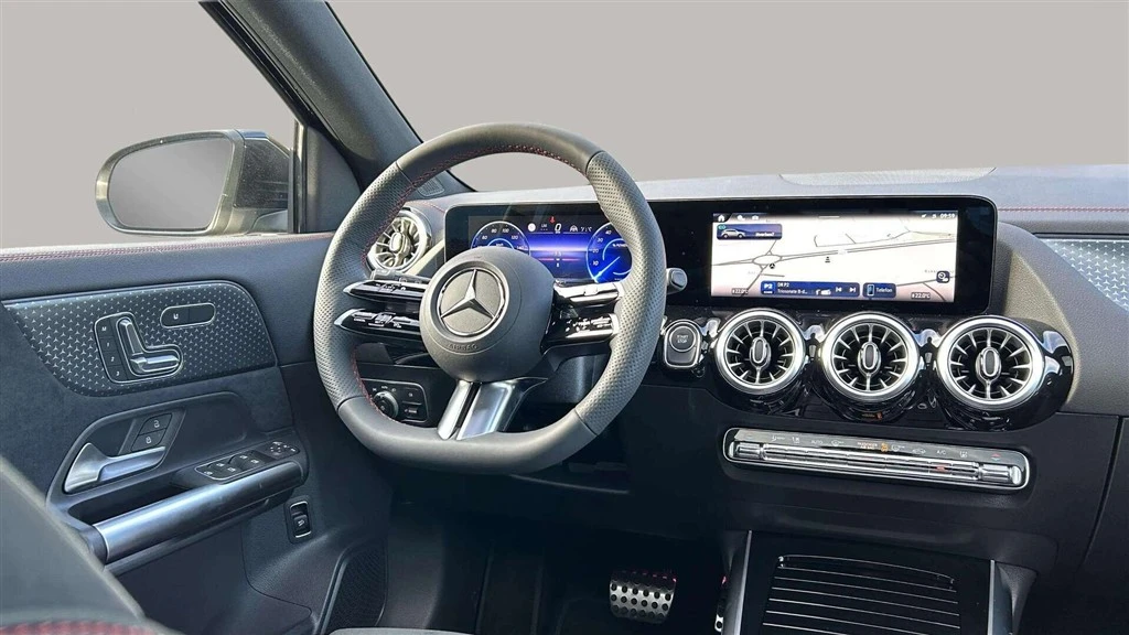 Mercedes-Benz-EQA-image-13