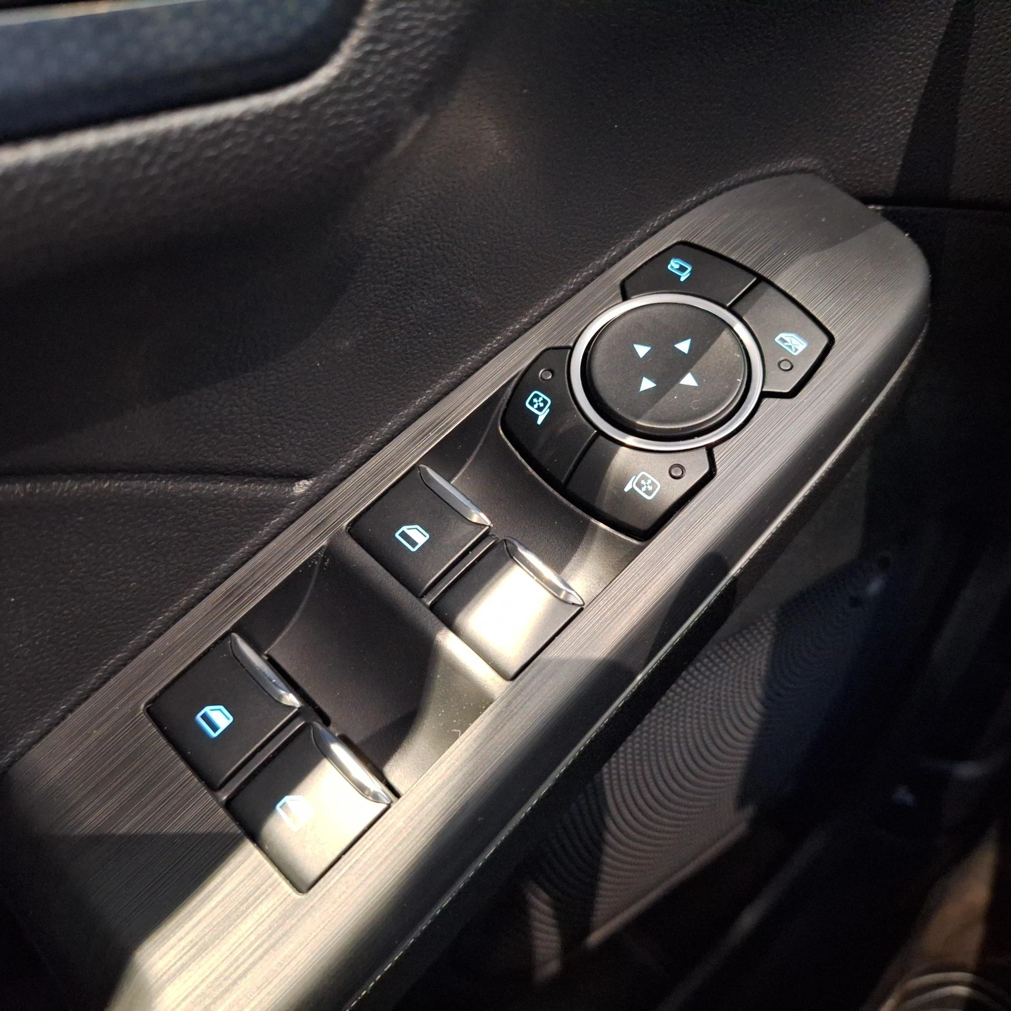 Ford-Kuga-image-33
