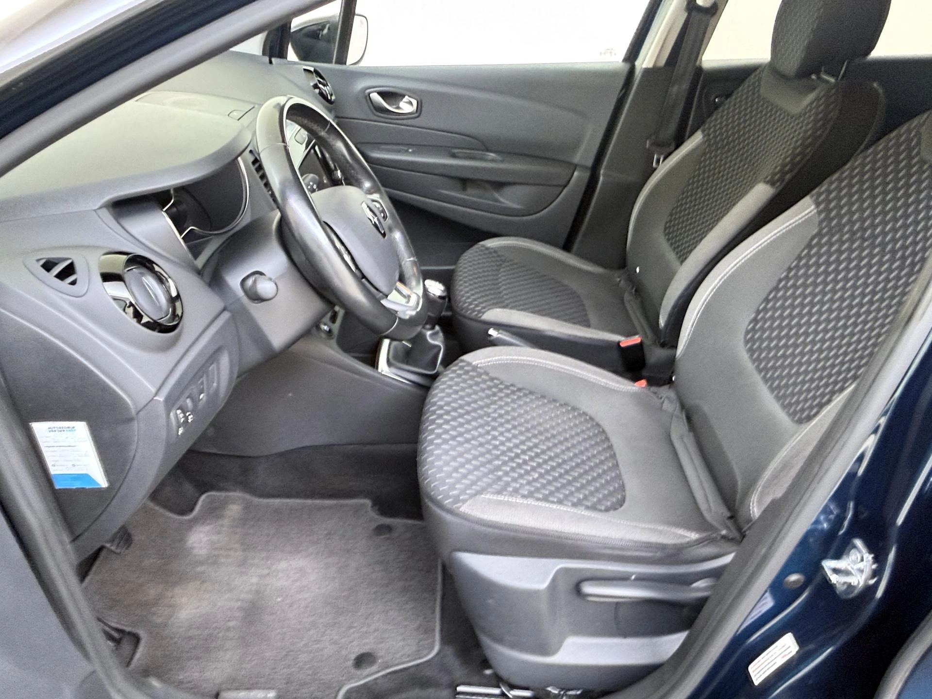 Renault Captur 0.9 TCe Intens 90PK