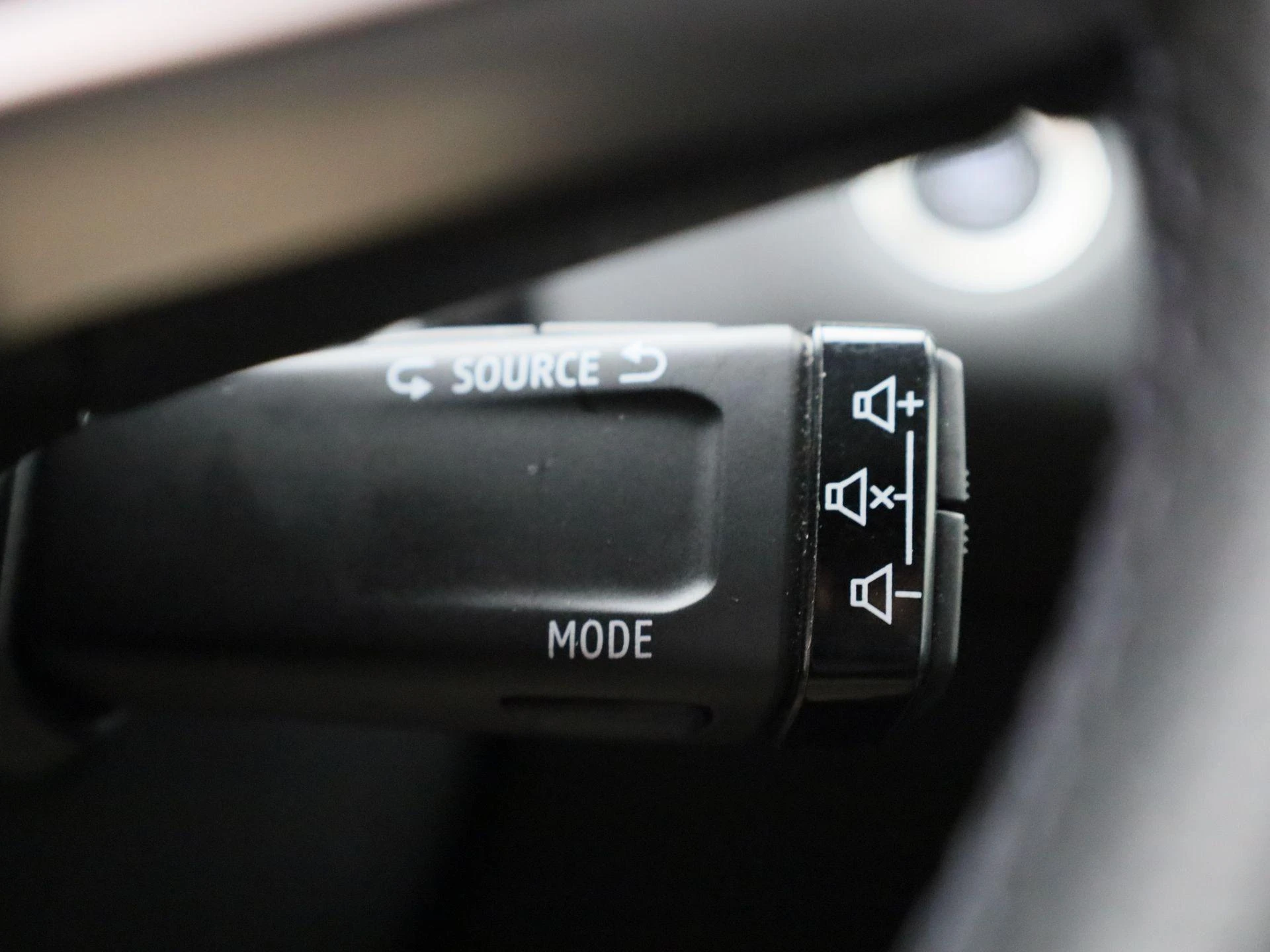 Renault-Captur-image-28