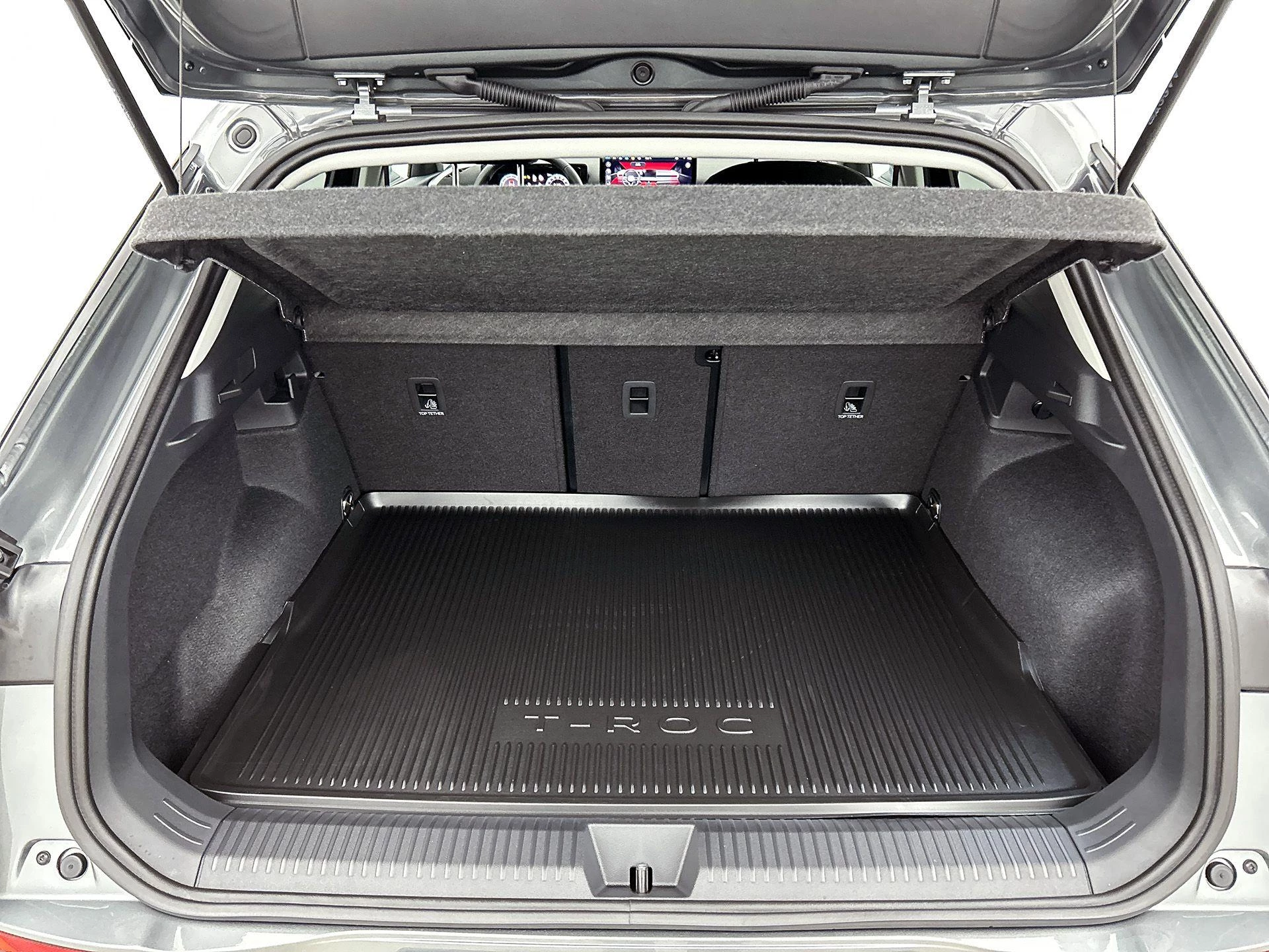 Volkswagen-T-Roc-image-21