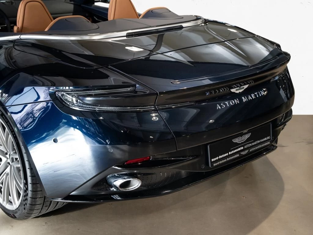 Aston Martin DB12 Volante Aston Martin Hamburg
