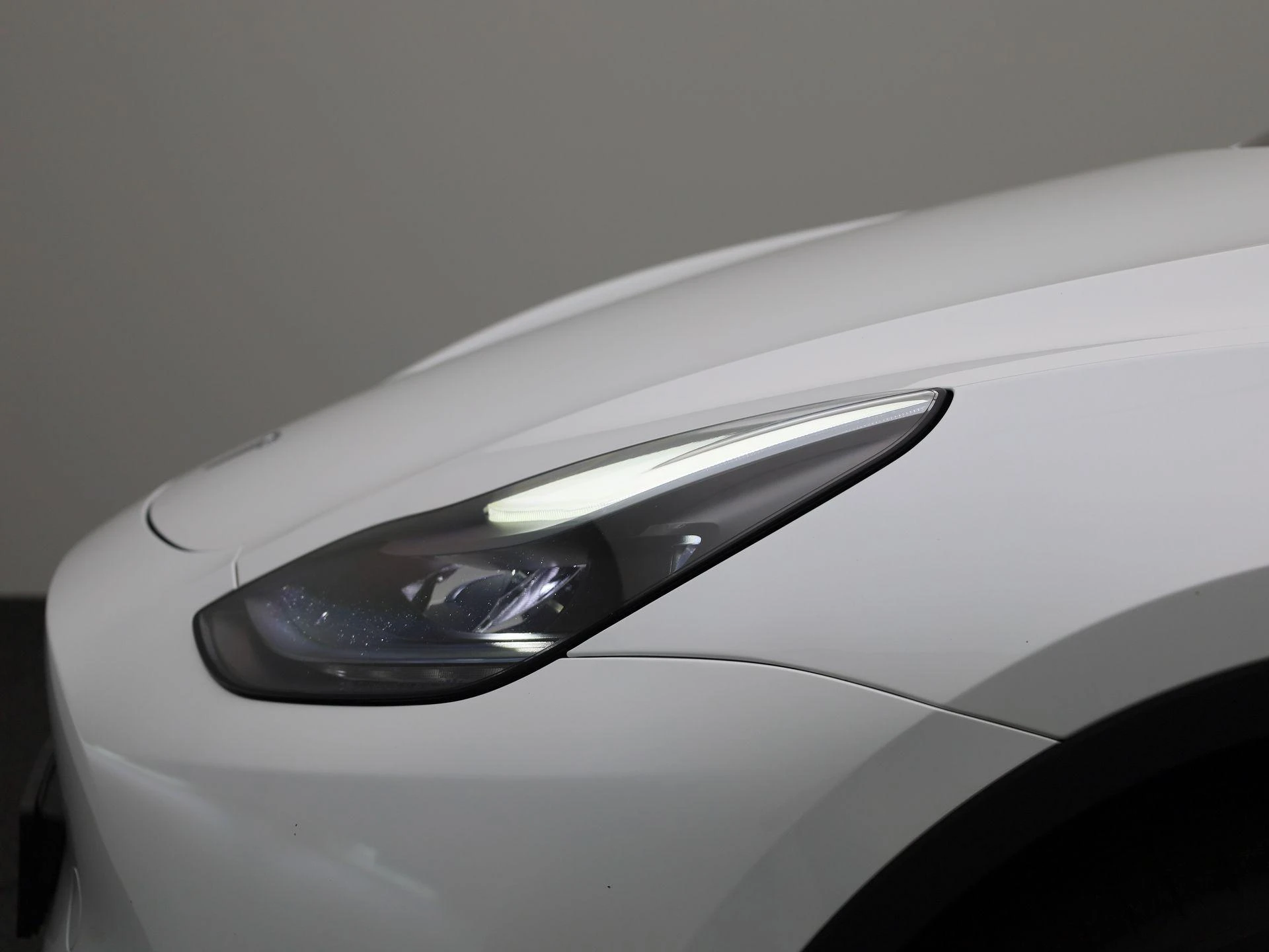 Tesla-Model Y-image-13