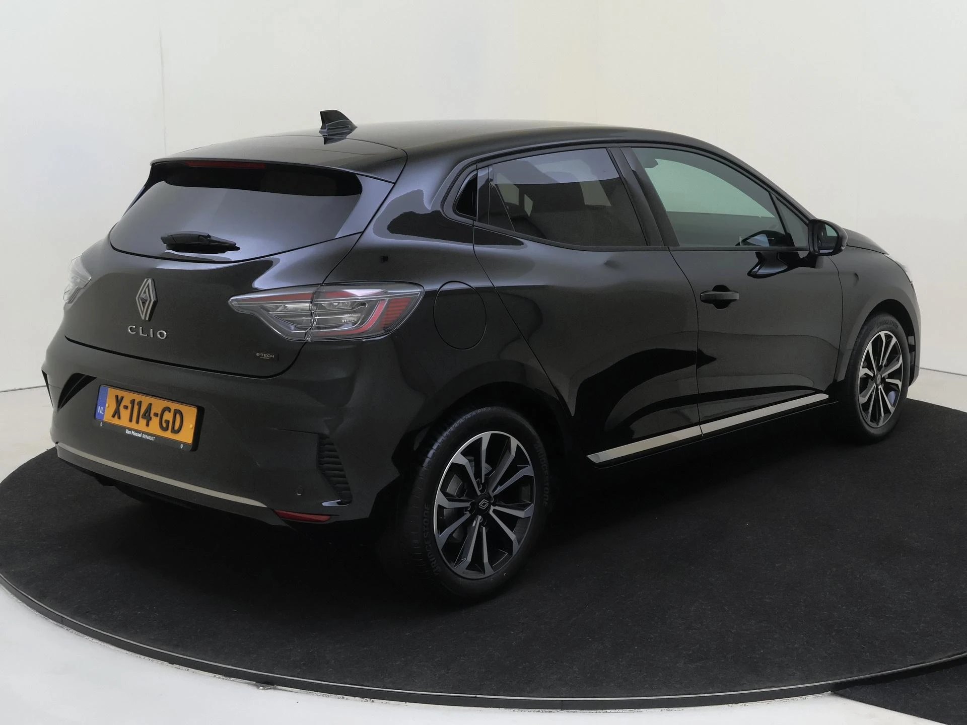 Renault-Clio-image-3