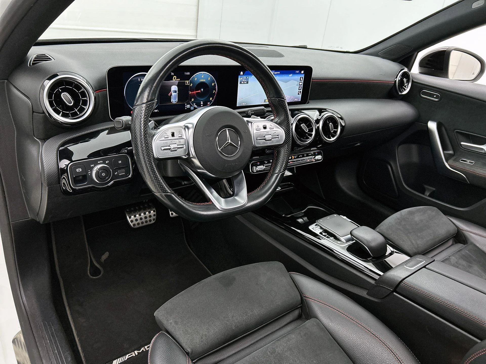 Mercedes-Benz-A-Klasse-image-19