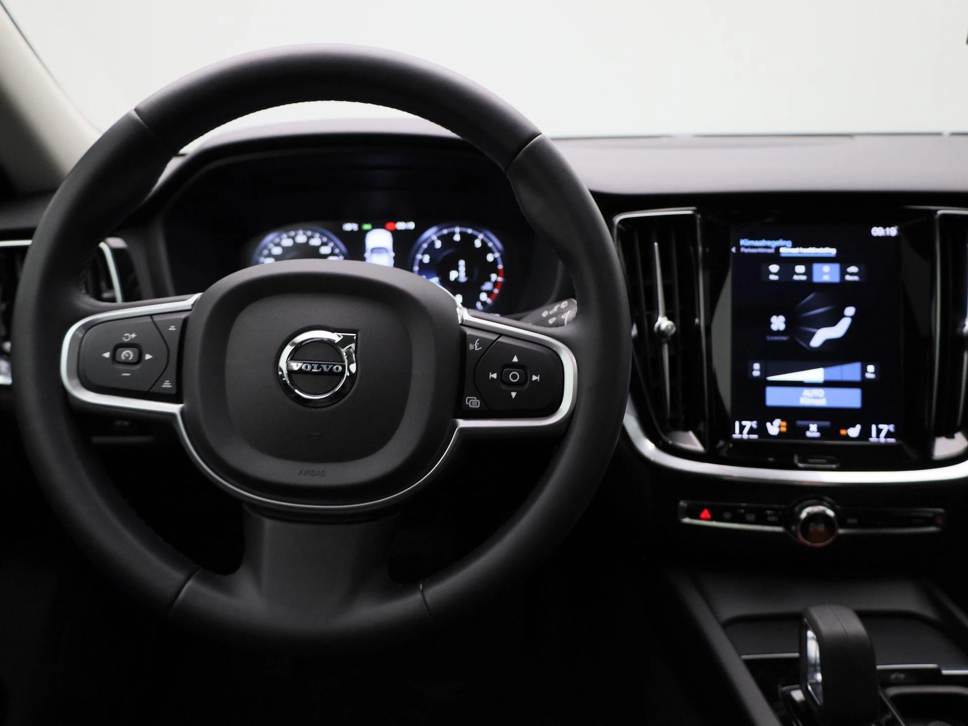 Volvo-V60-image-6