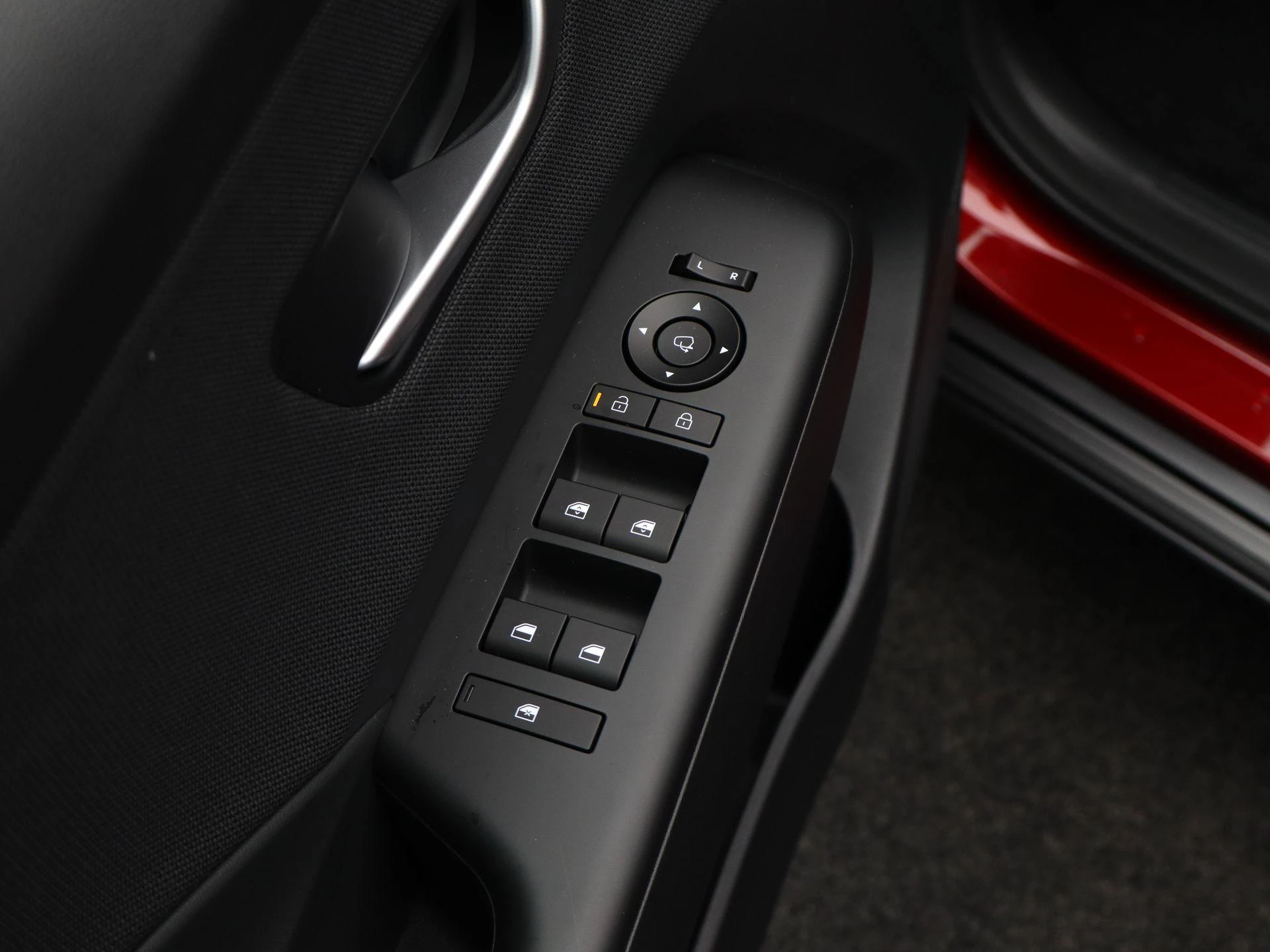 Hyundai-Kona-image-24