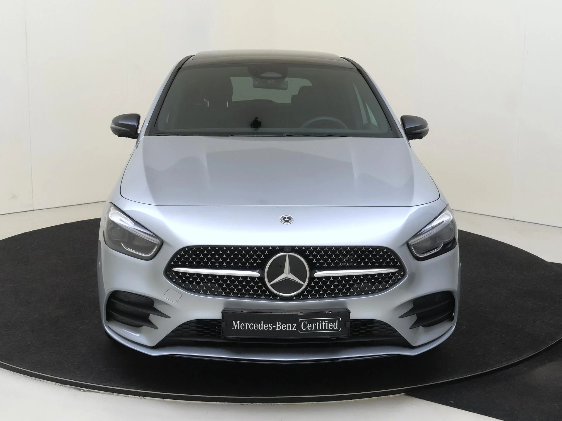 Mercedes-Benz B-Klasse 250 e Business Solution AMG