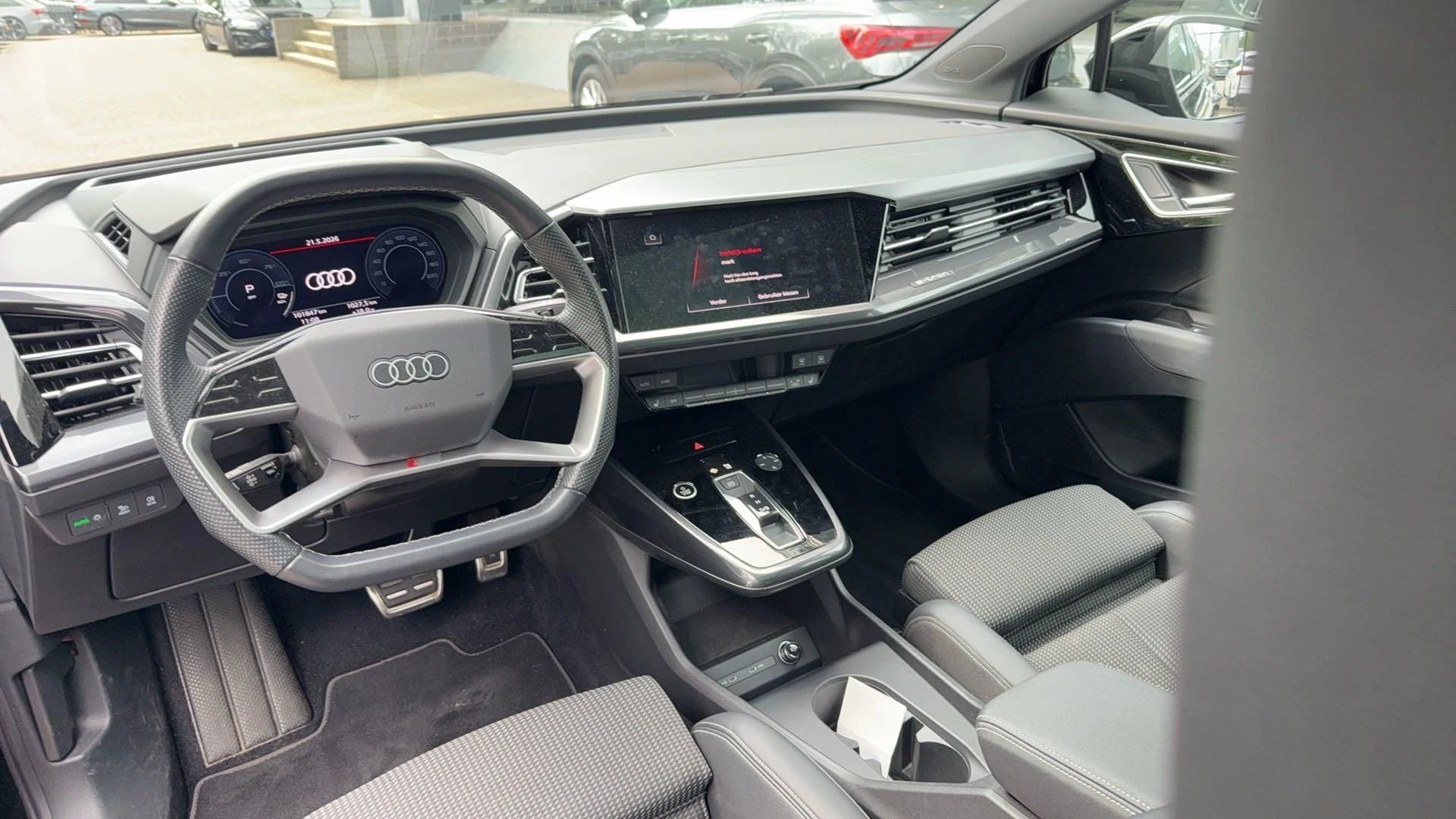 Audi Q4 e-tron 40 Launch edition S Competition 77 kWh