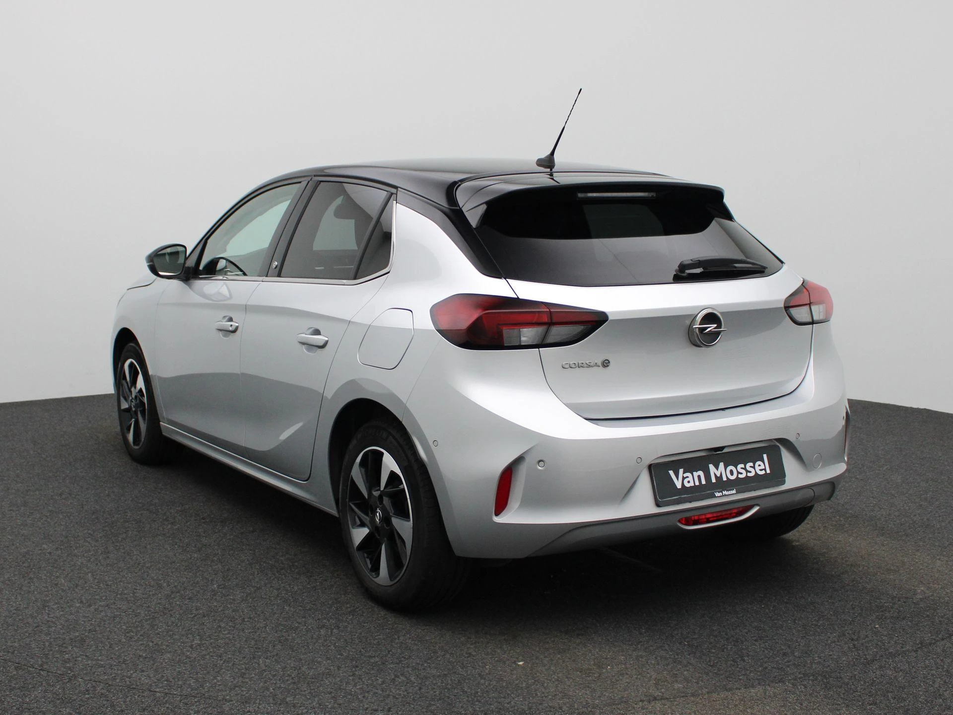 Opel-Corsa-e-image-1