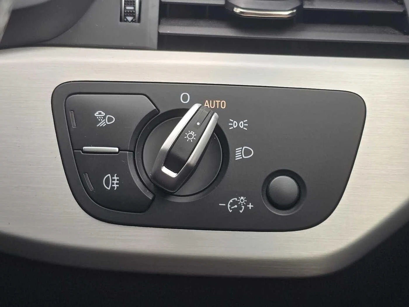 Audi-A4-image-33
