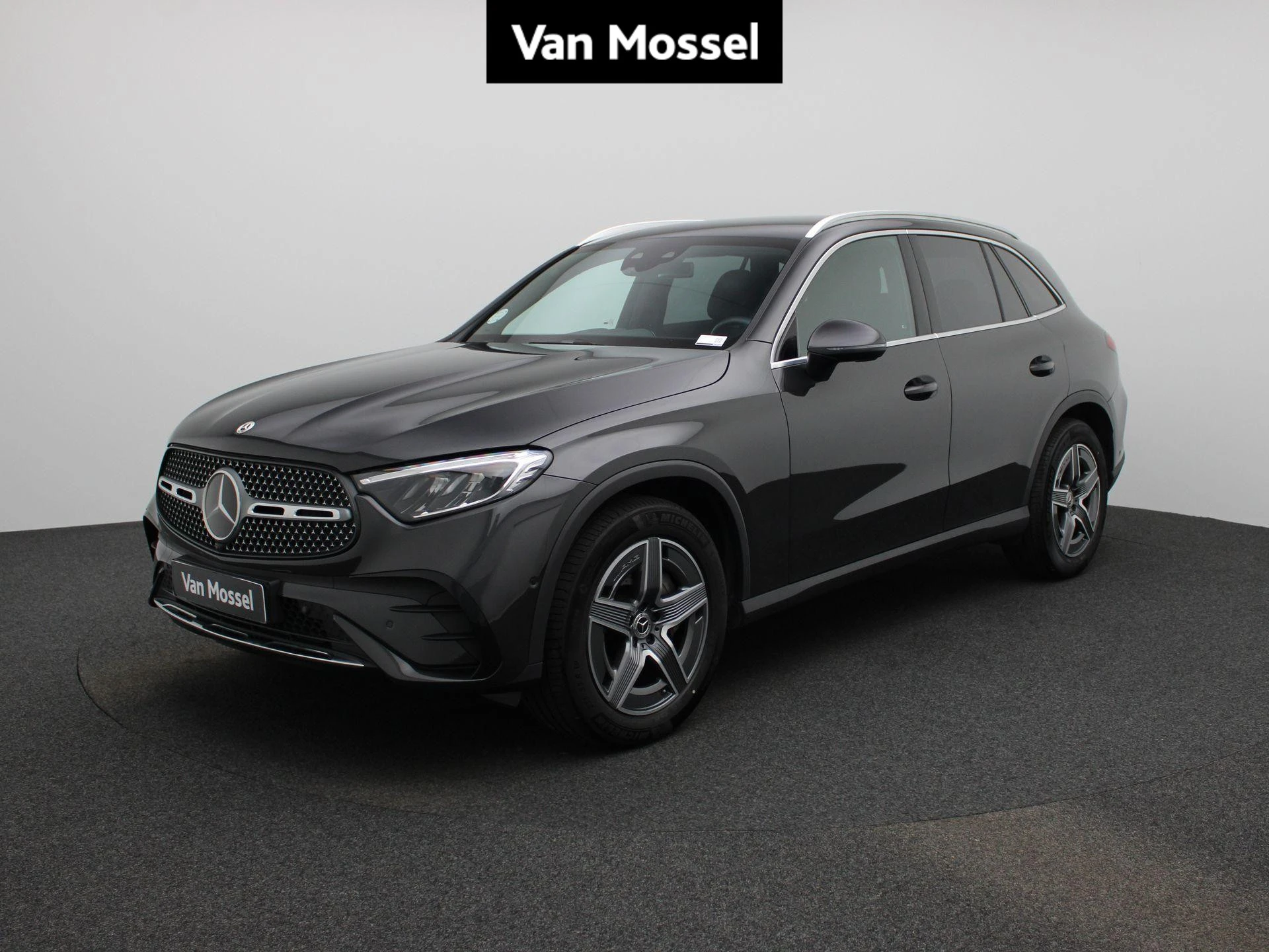 Mercedes-Benz-GLC-image-0