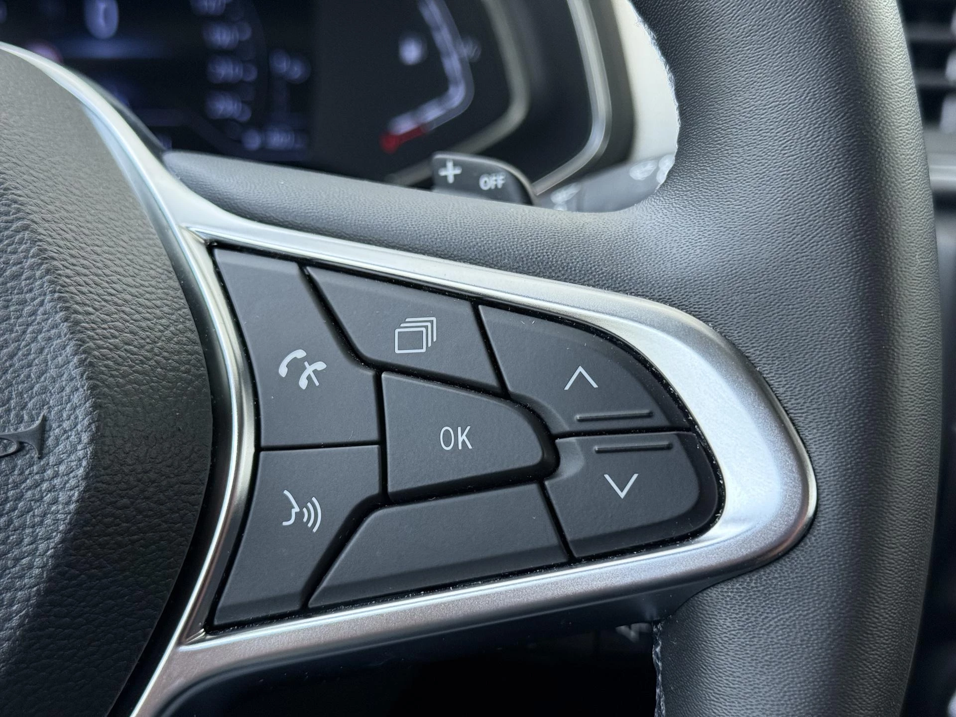 Renault-Captur-image-17