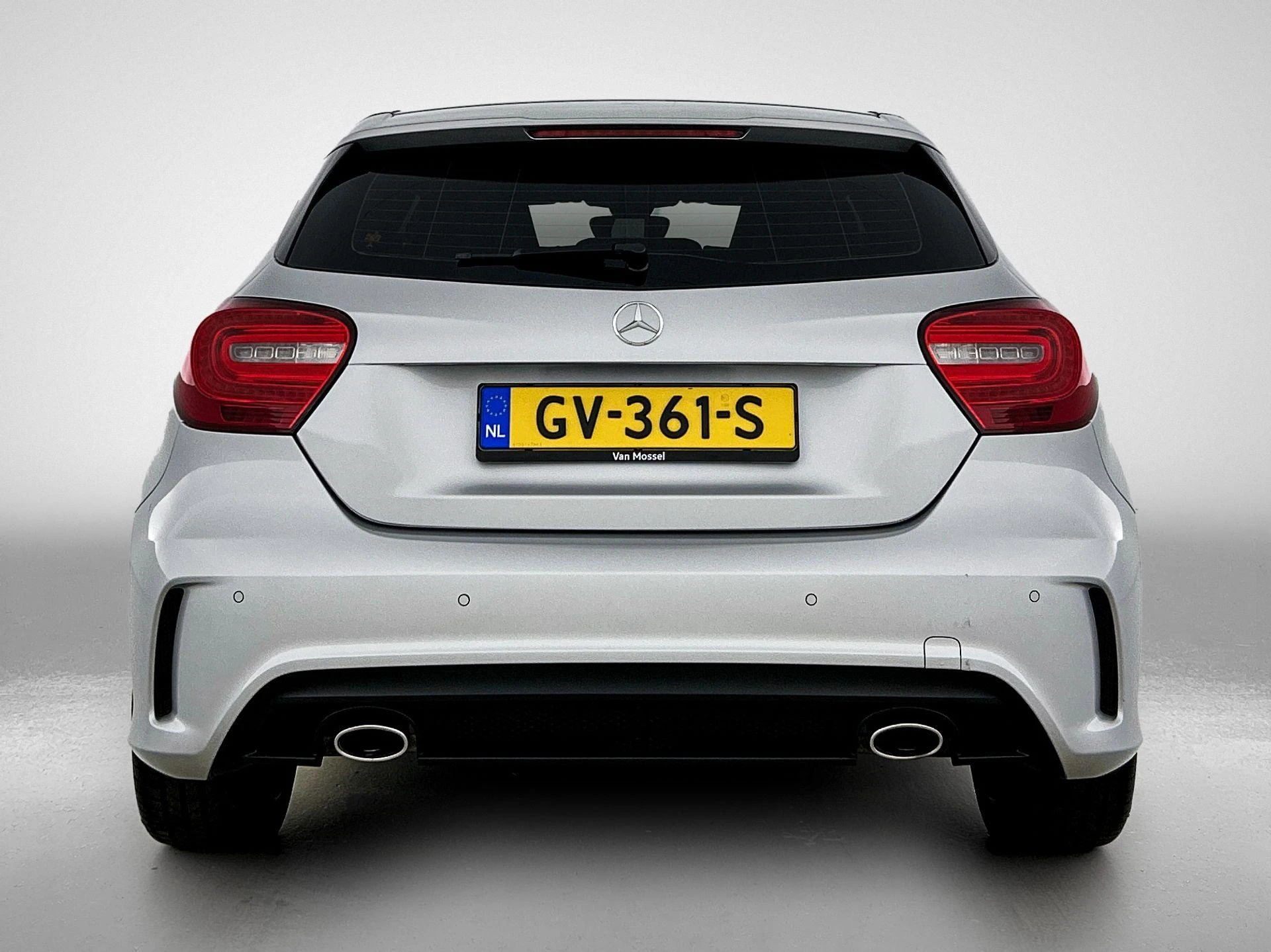 Mercedes-Benz-A-Klasse-image-2