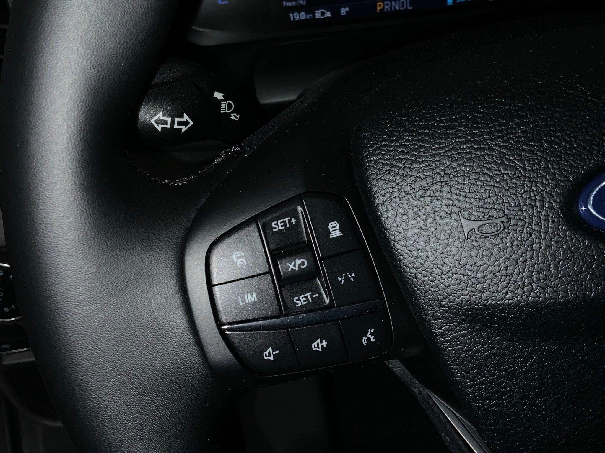 Ford-Transit-image-17