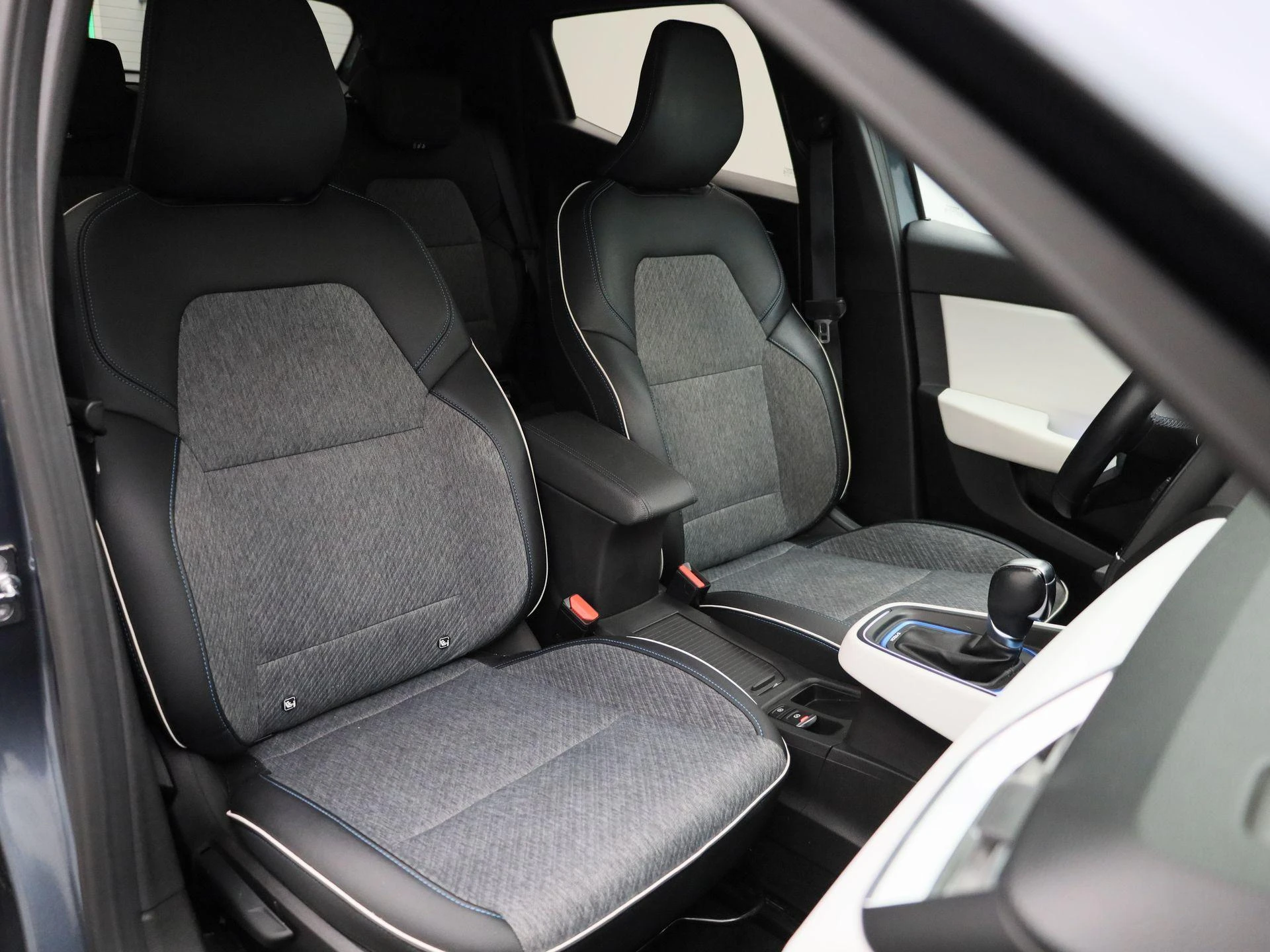 Renault-Clio-image-35