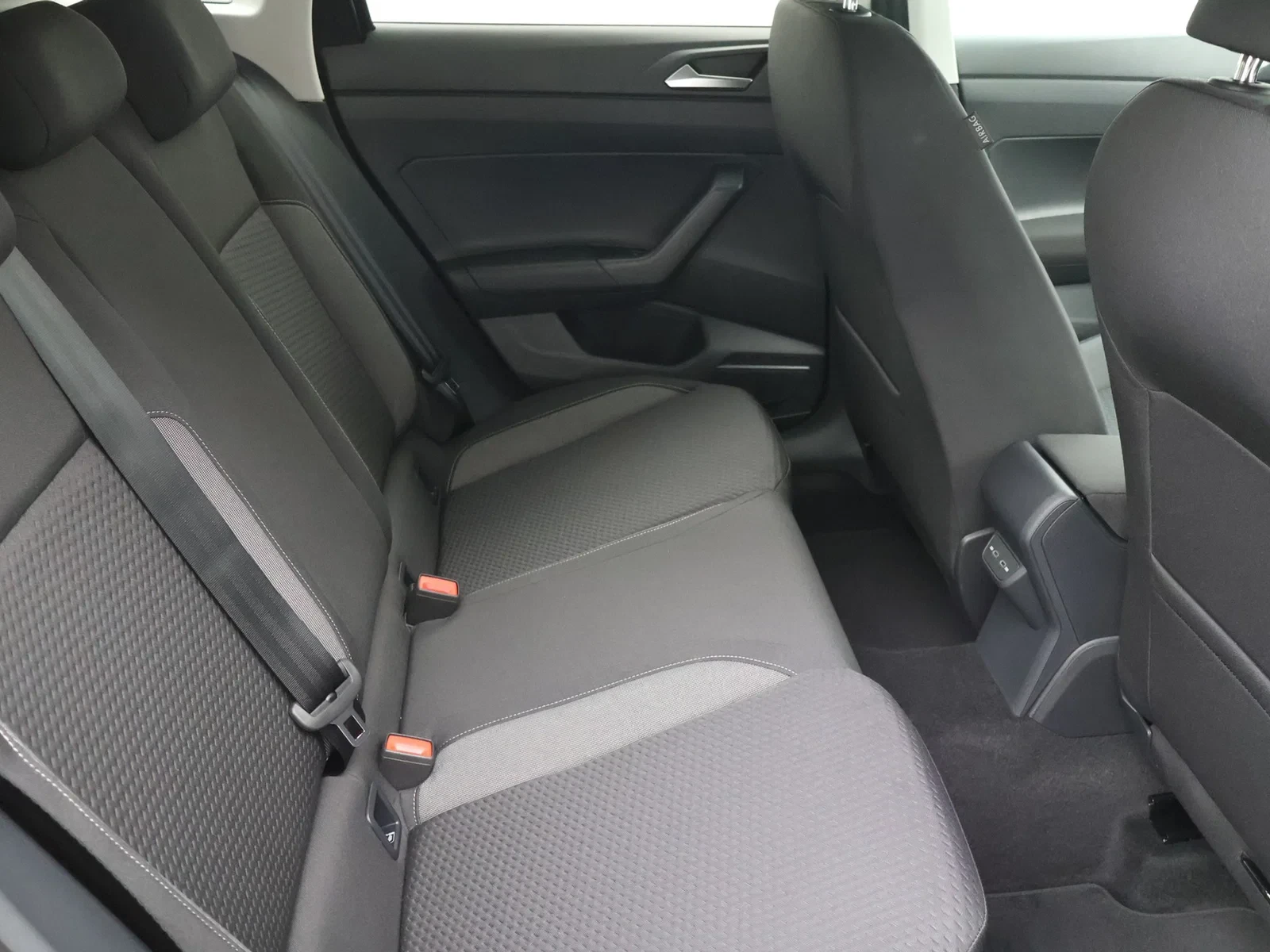 Volkswagen Taigo Taigo Life Business 1.0TSI 116 pk DSG DEMO
