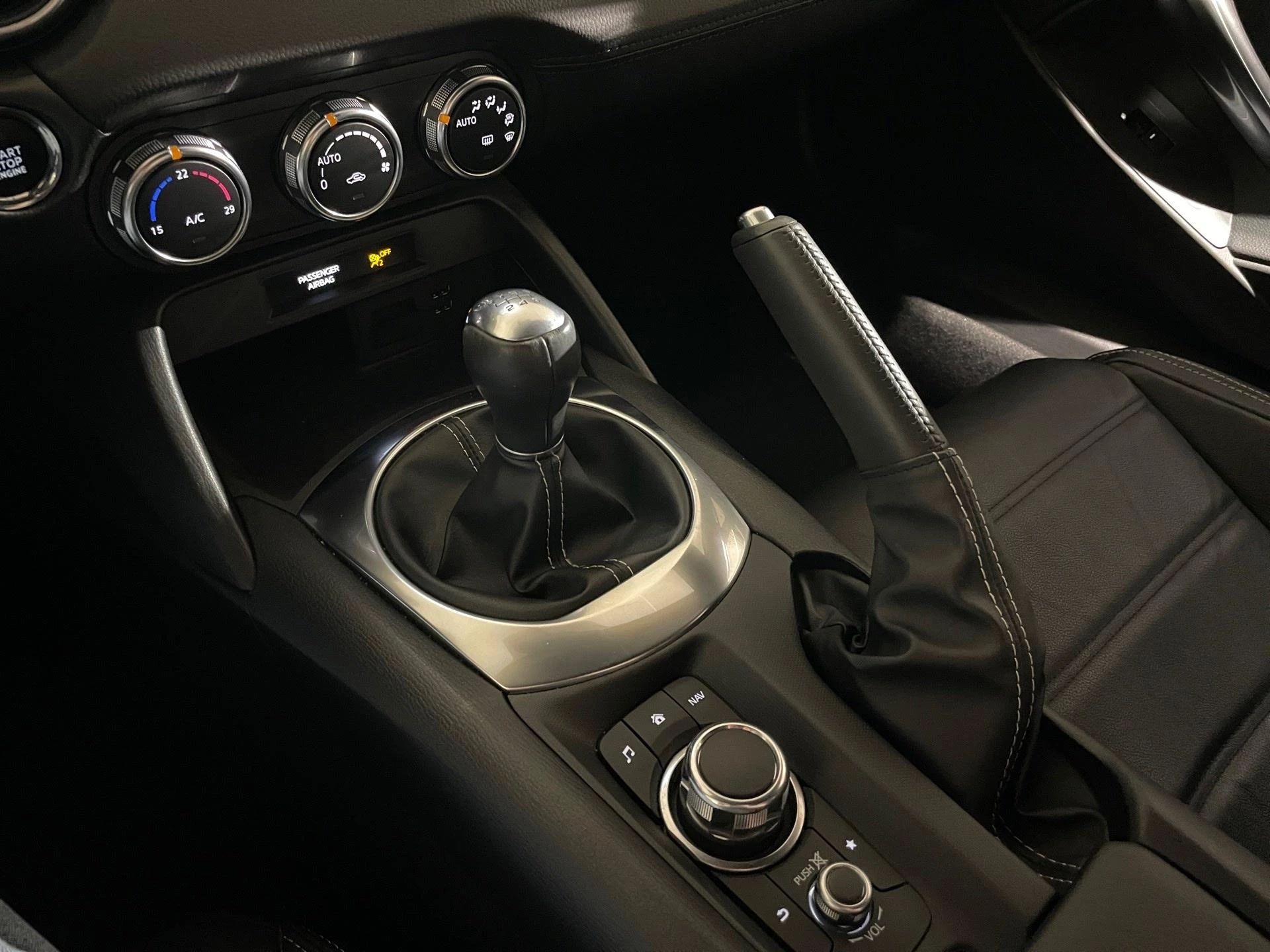 Fiat-124 Spider-image-9