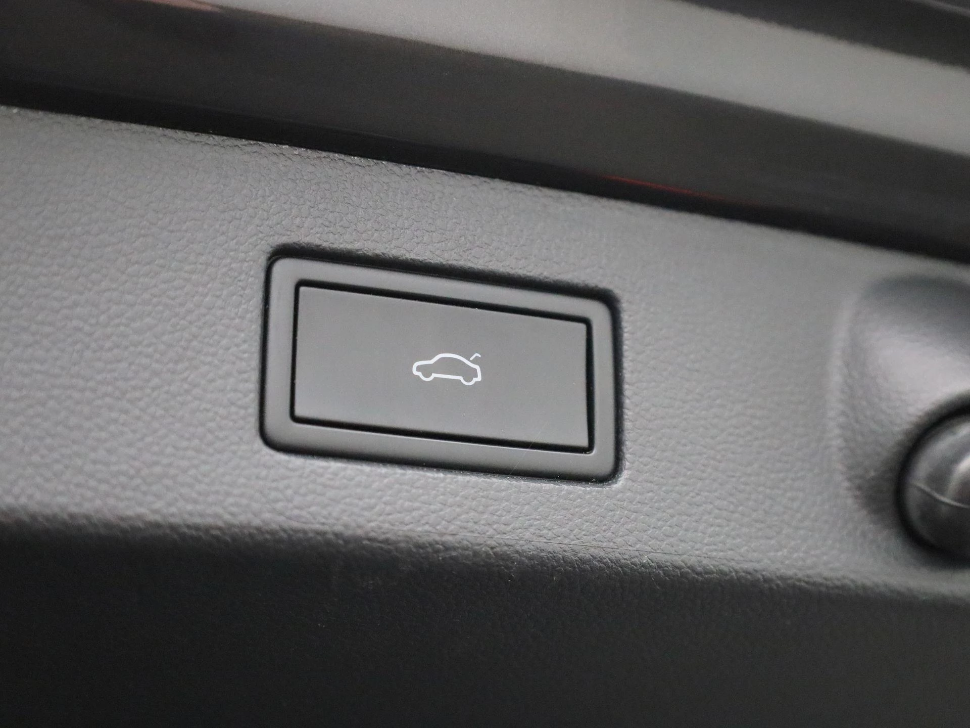 Volkswagen-Arteon-image-11