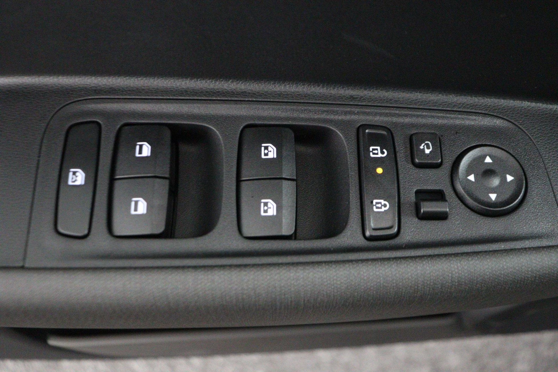 Hyundai-Inster-image-35