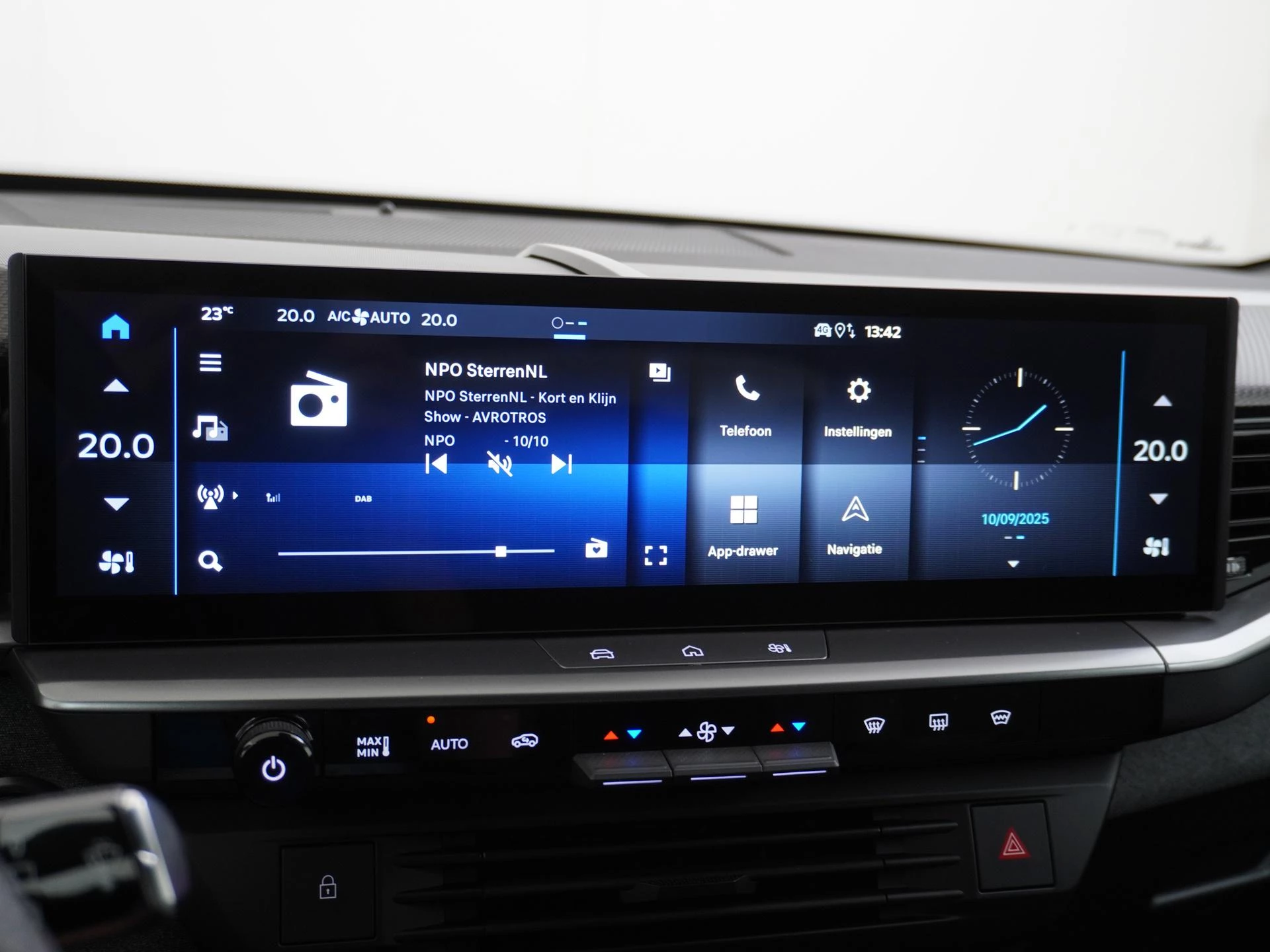 Opel-Grandland-image-25