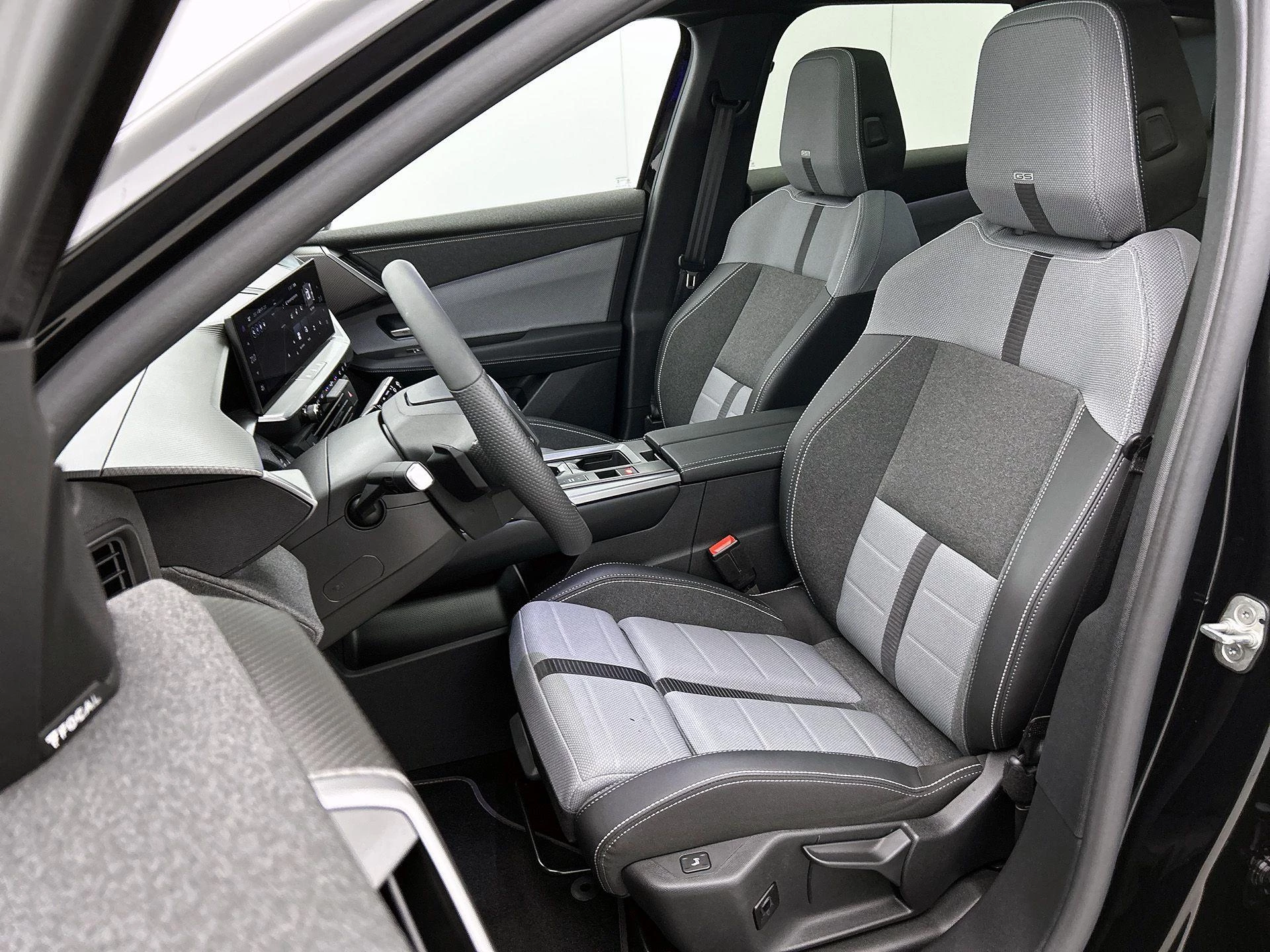 Opel Grandland 1.2 Turbo Hybrid GS