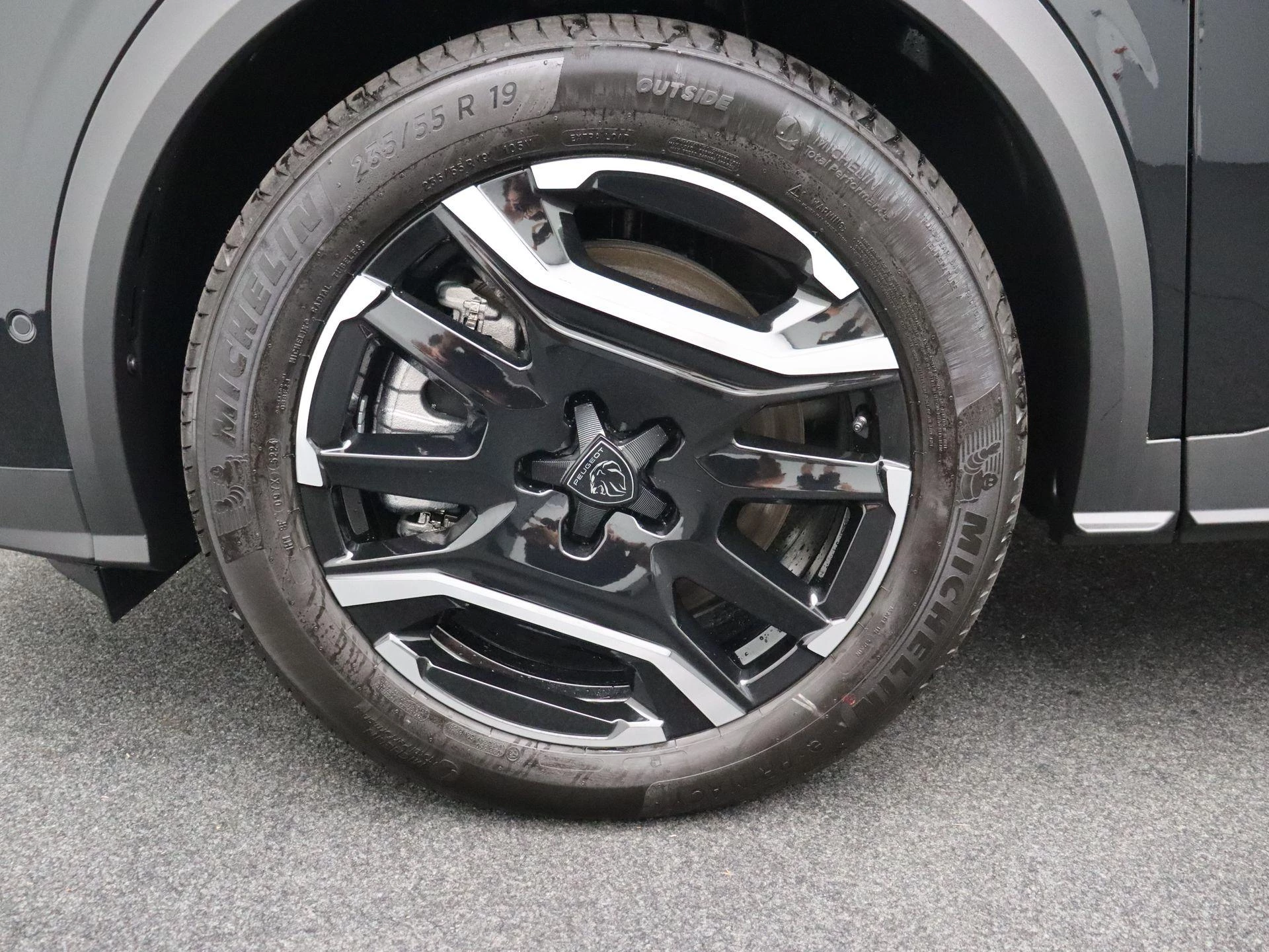 Peugeot e-5008 e-5008 213 Allure Business