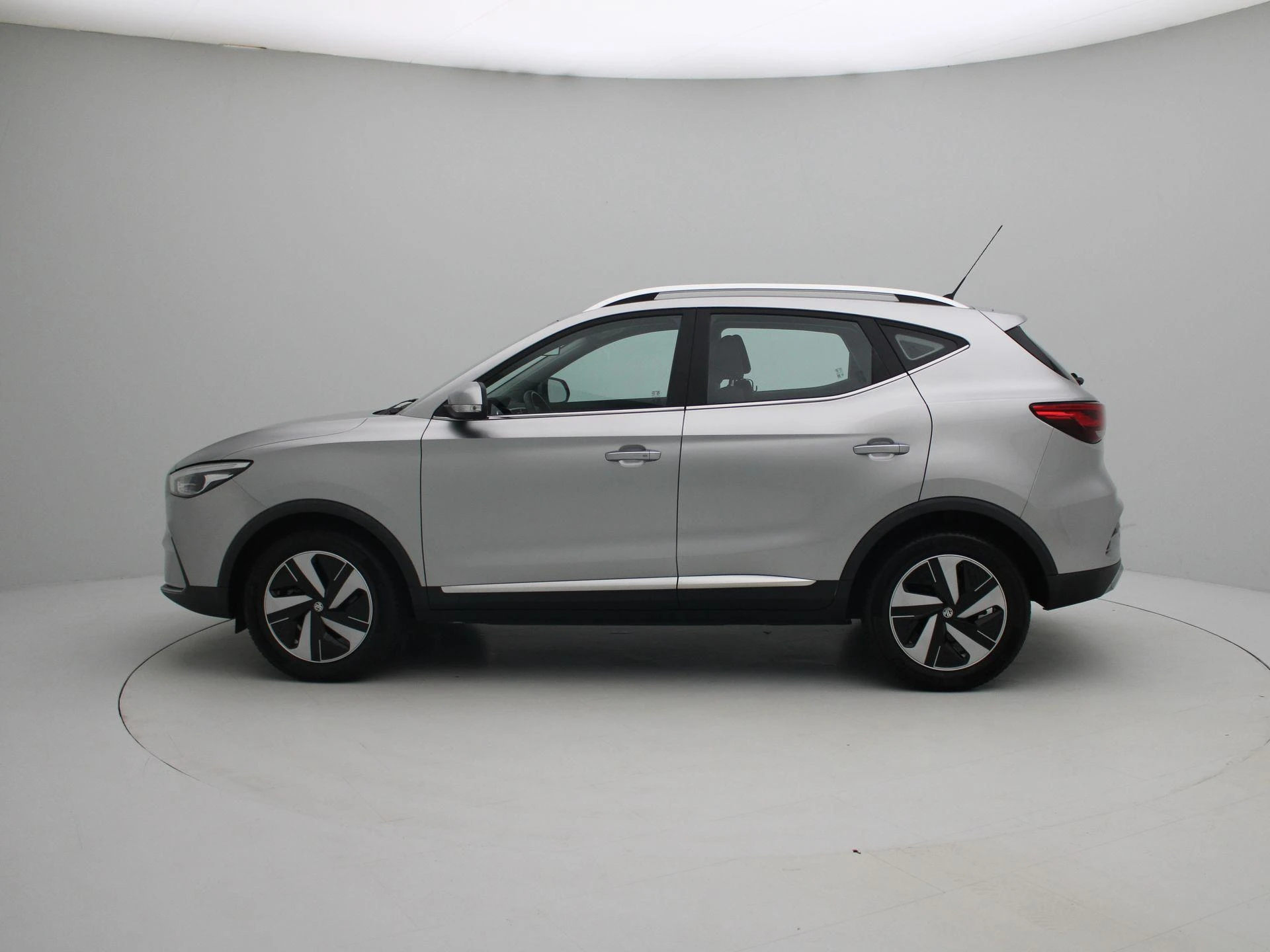 MG-ZS EV-image-3
