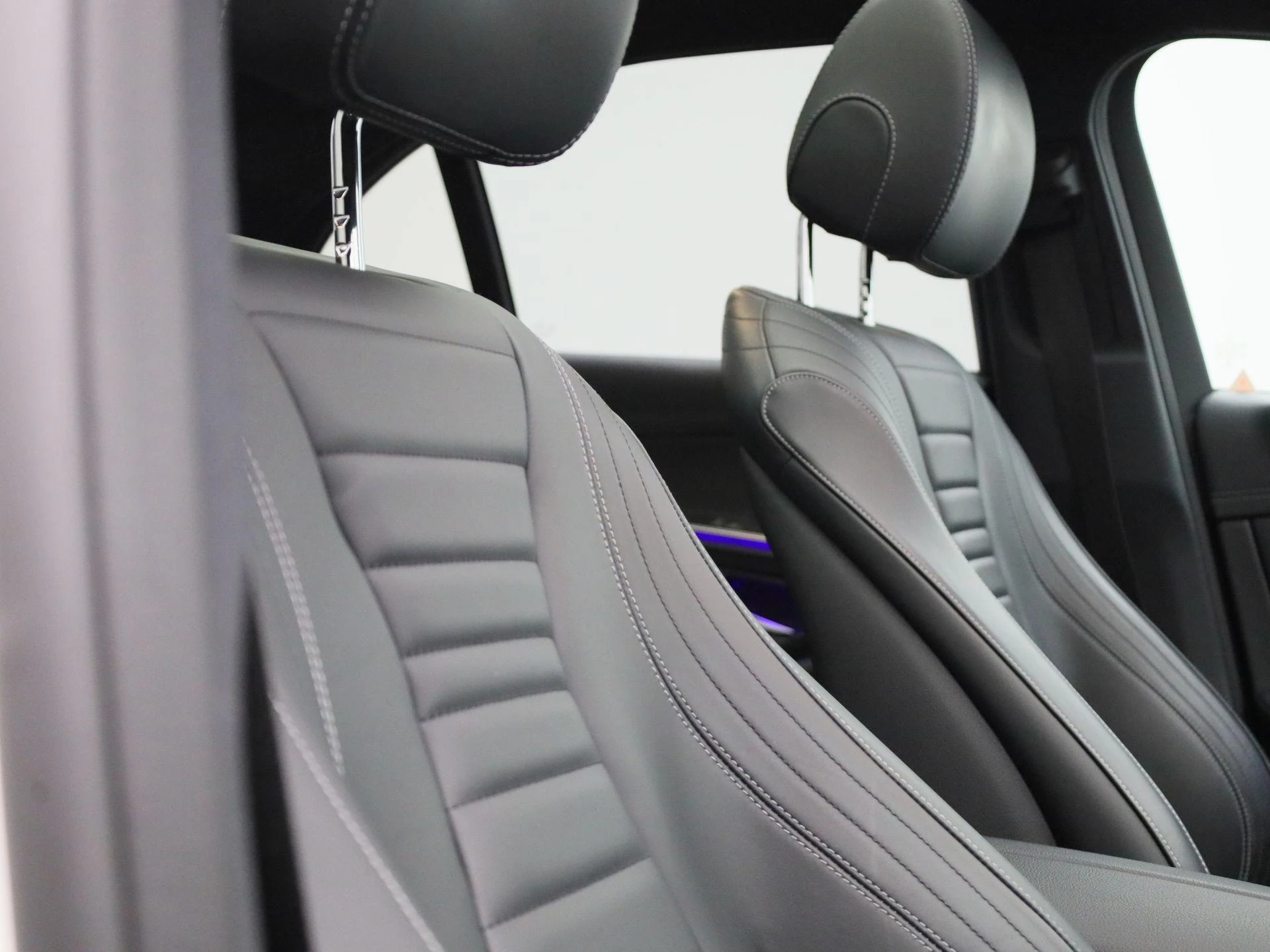 Mercedes-Benz-E-Klasse-image-43