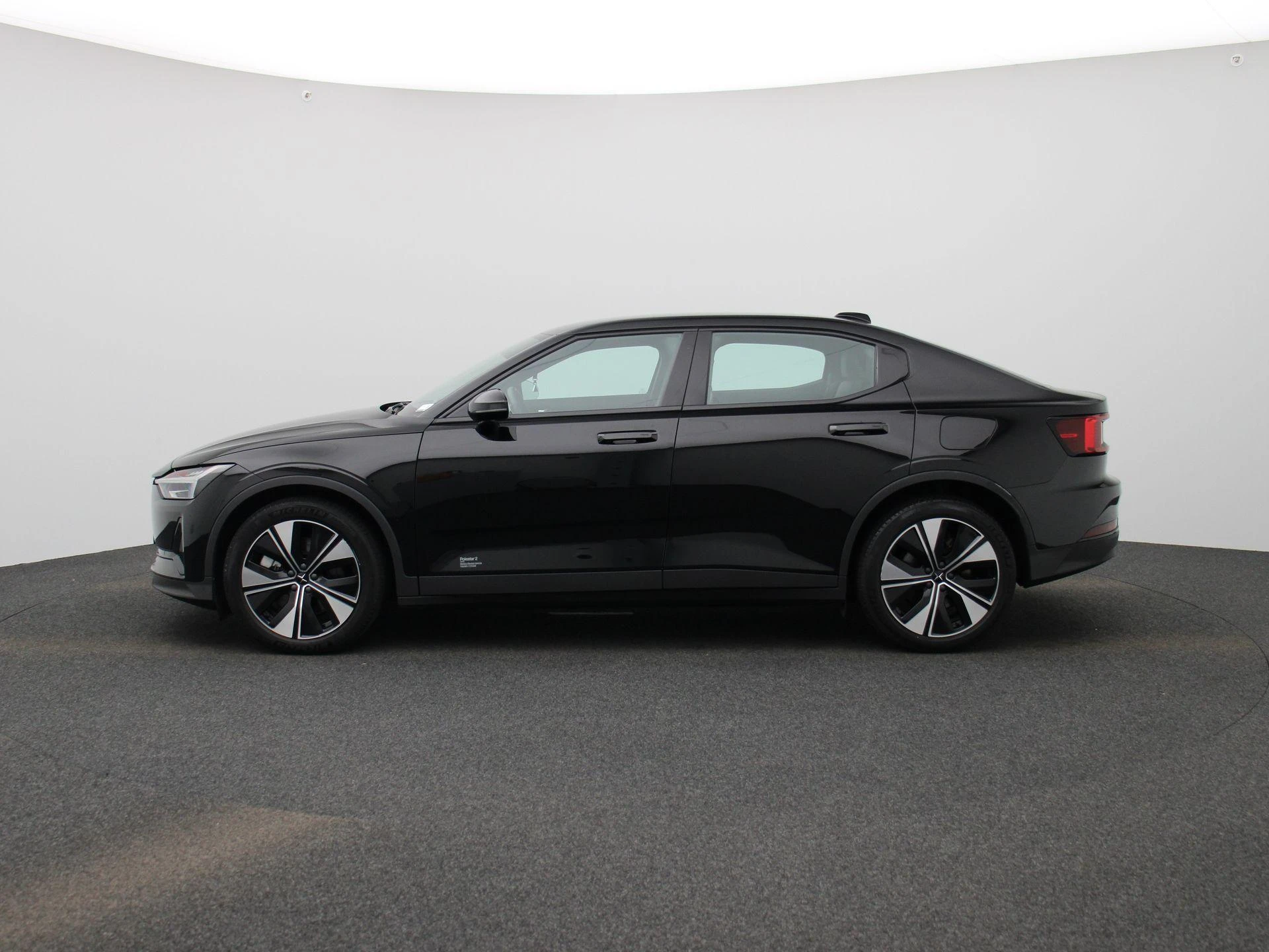 Polestar-2-image-3