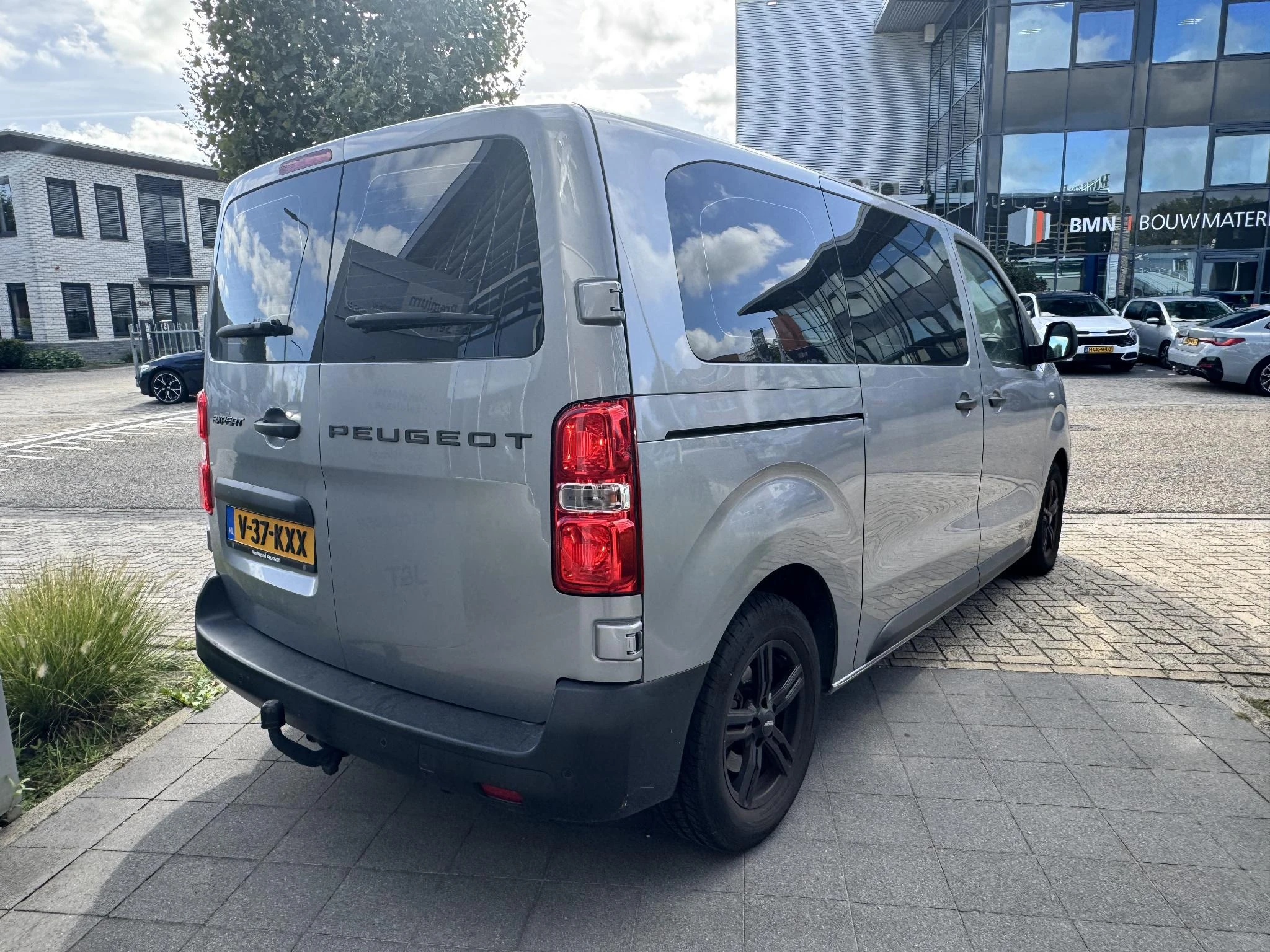 Peugeot-Expert-image-3