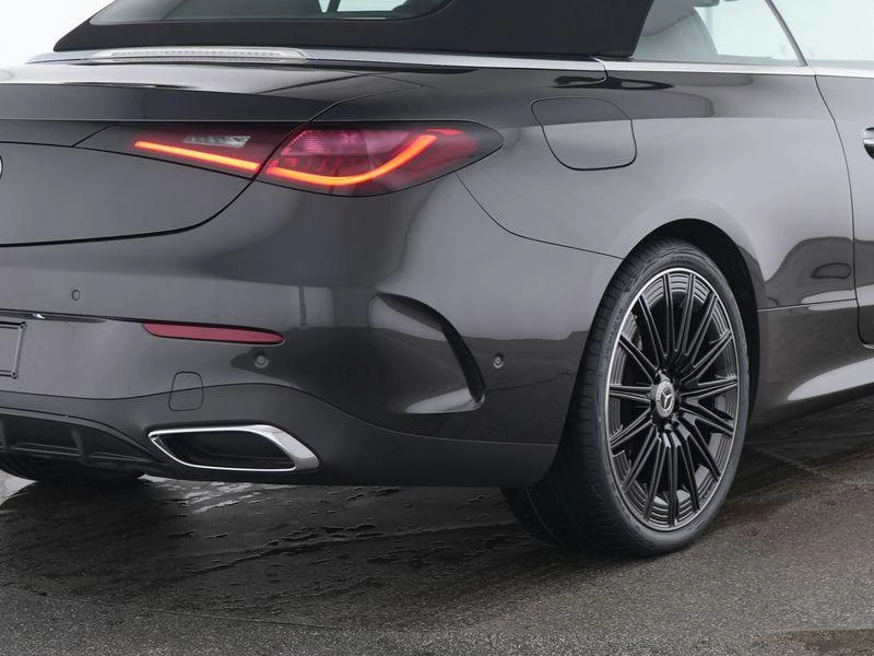 Mercedes-Benz CLE Cabriolet 180 AMG Line