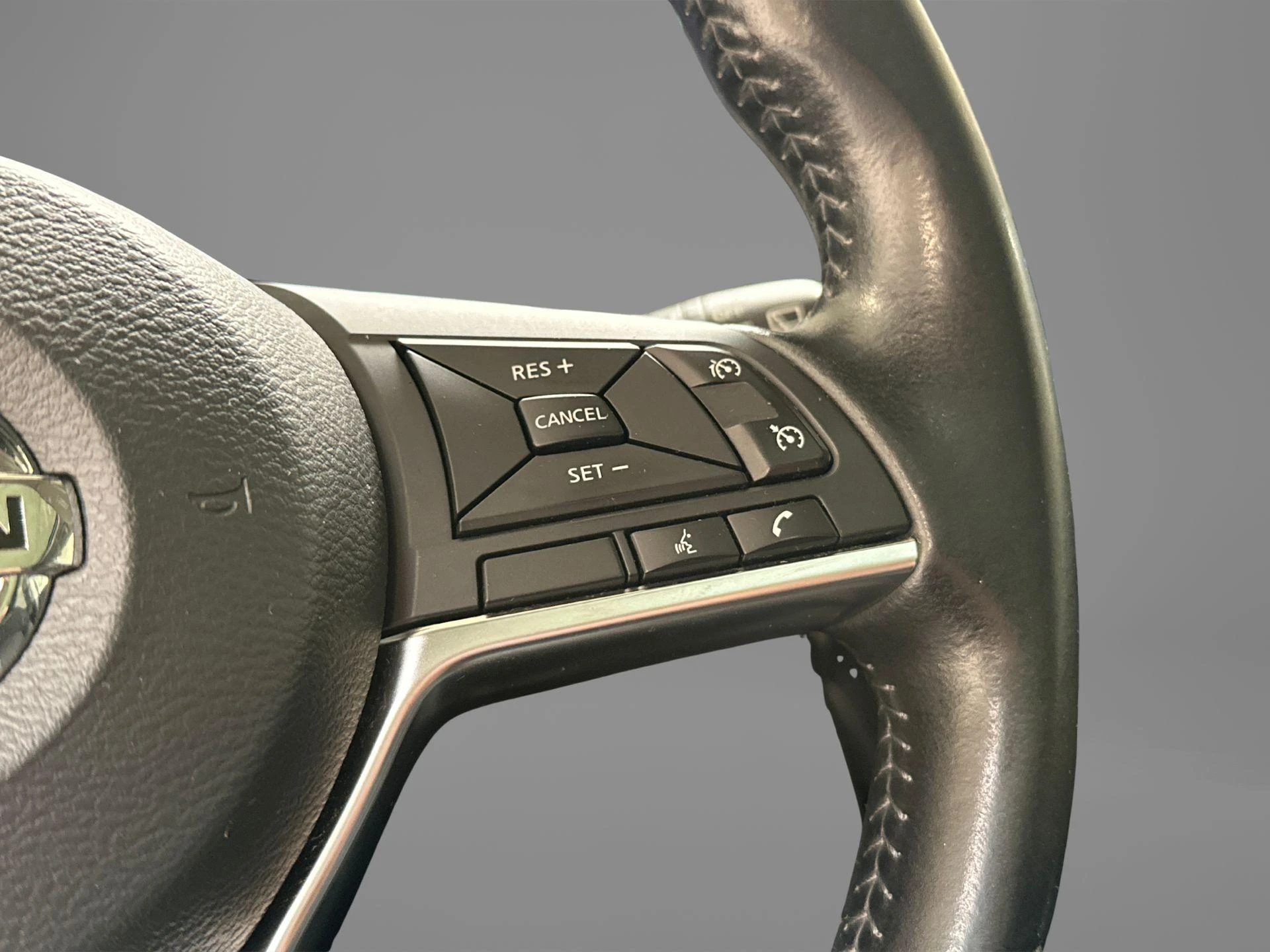 Nissan-QASHQAI-image-5