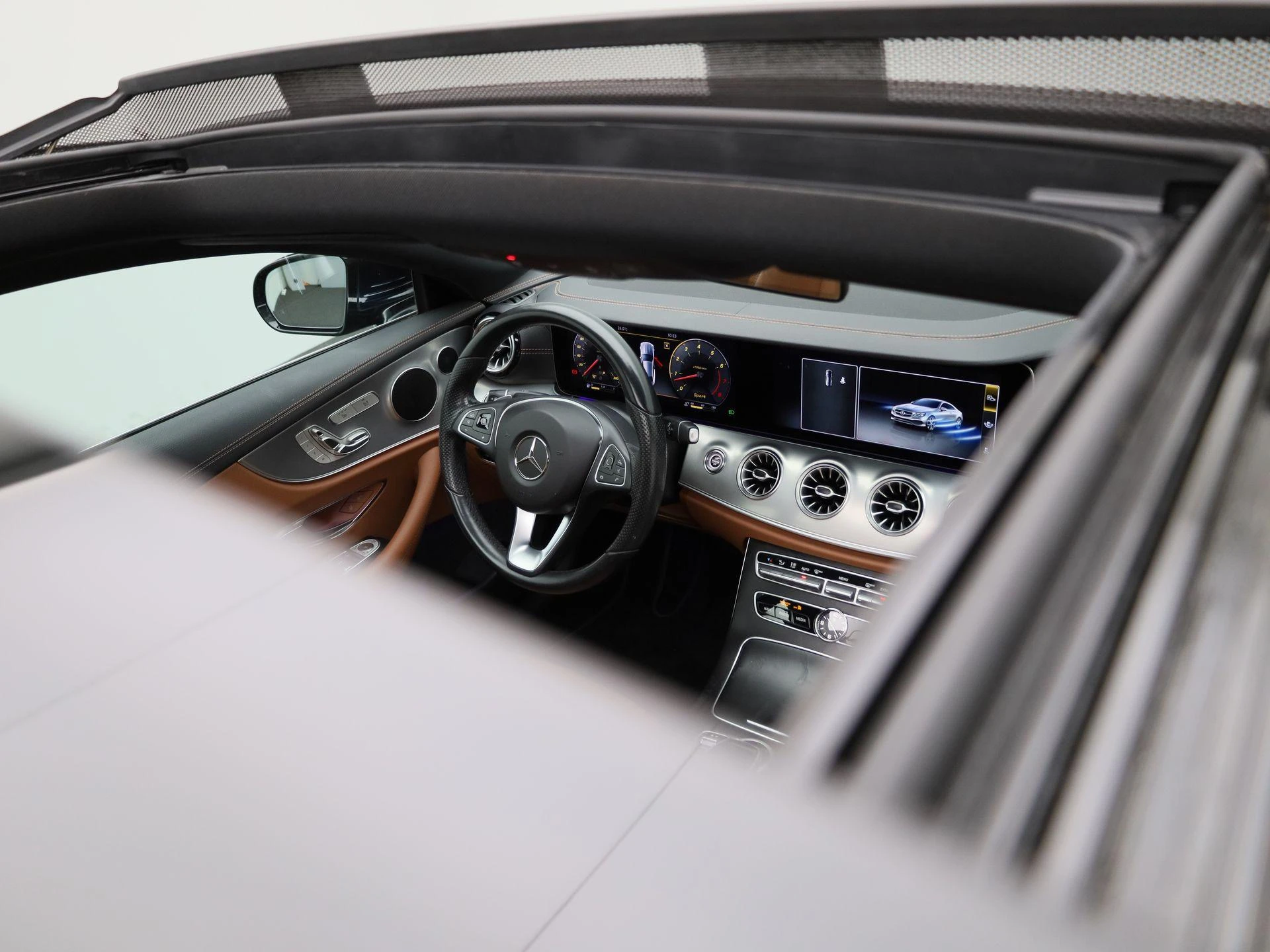 Mercedes-Benz-E-Klasse-image-52