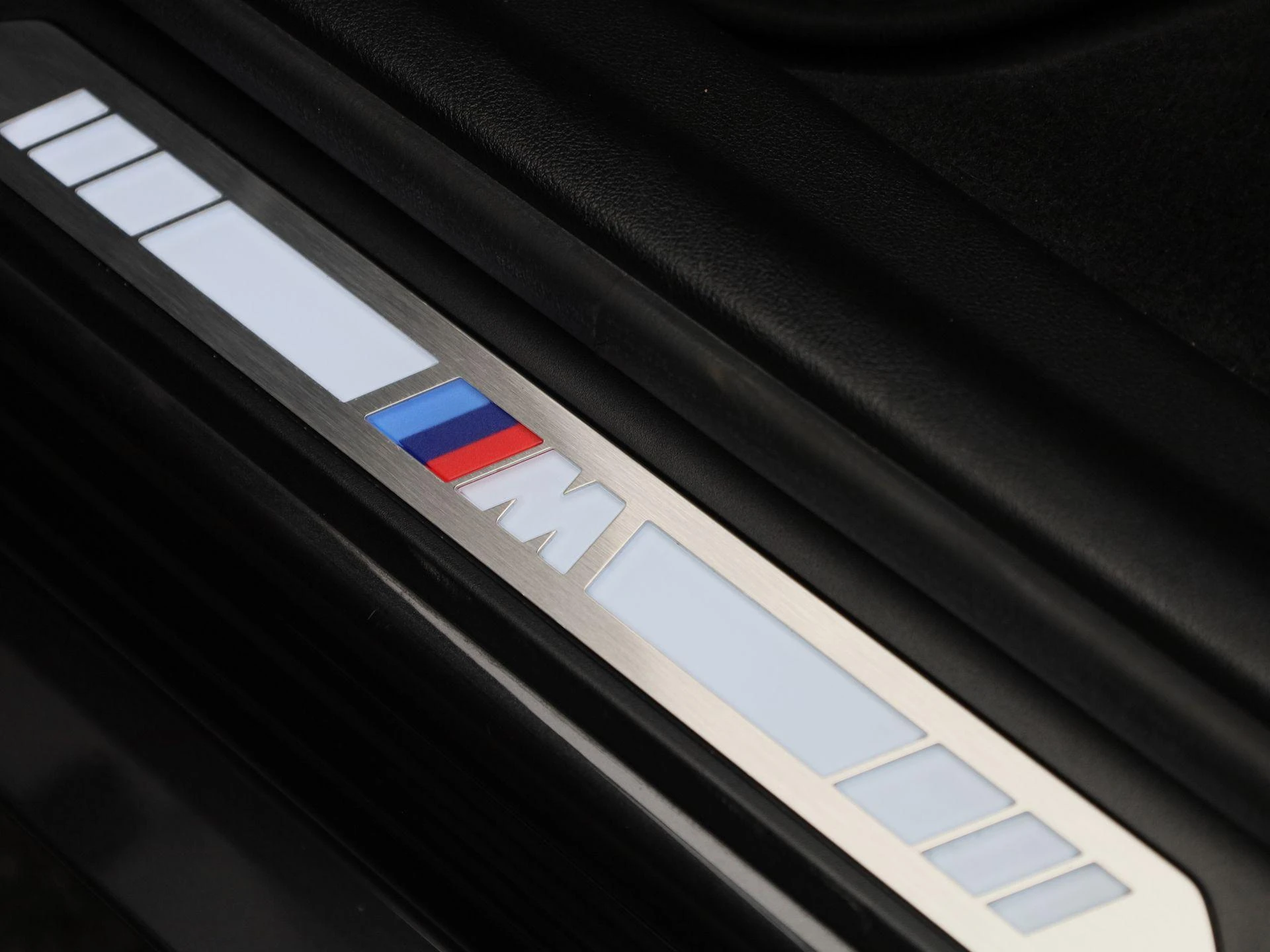 BMW-iX3-image-34